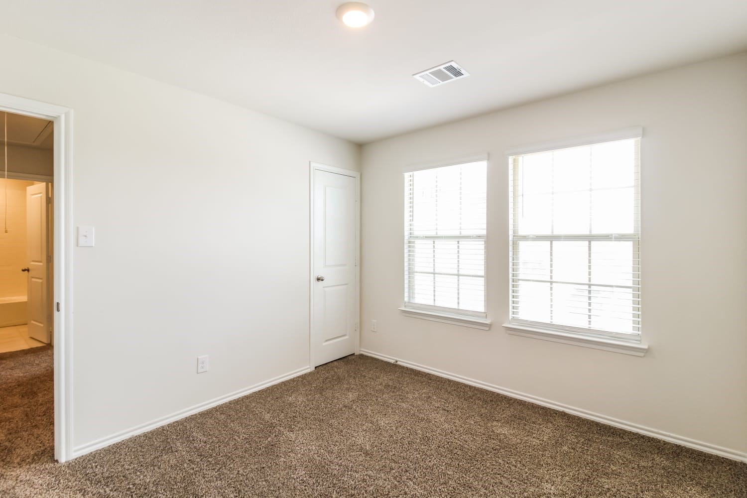 3124 Glazner Drive Property Photo 8