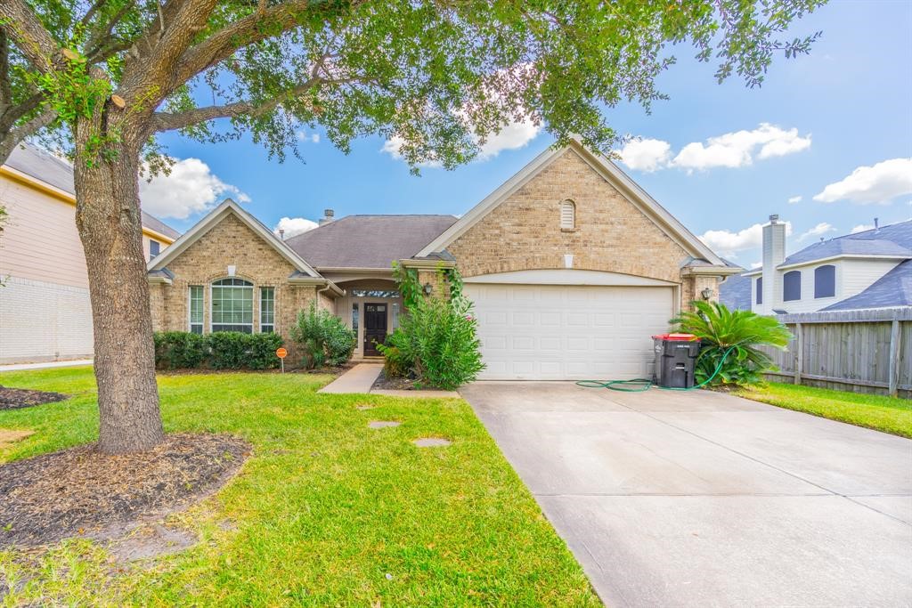 2227 Laurel River Bend Property Photo 1