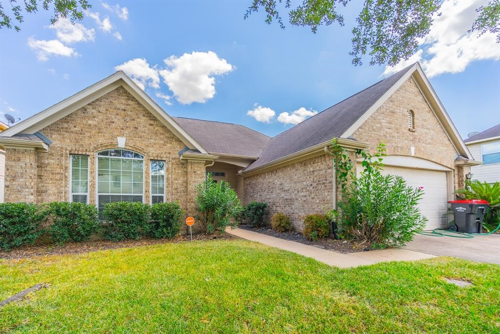 2227 Laurel River Bend Property Photo 3