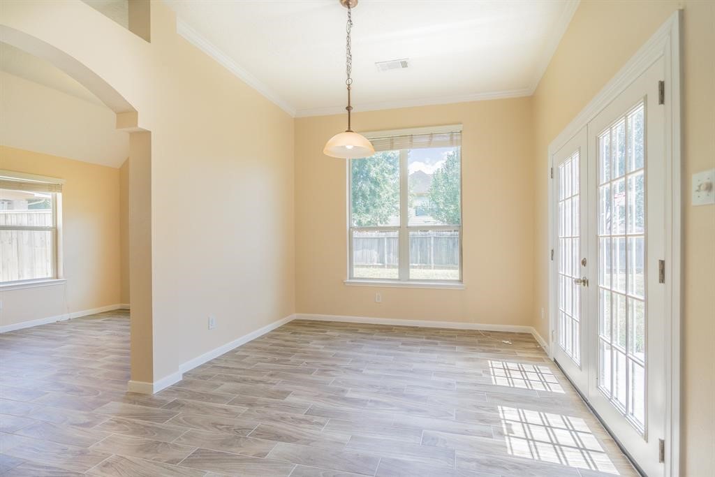 2227 Laurel River Bend Property Photo 5