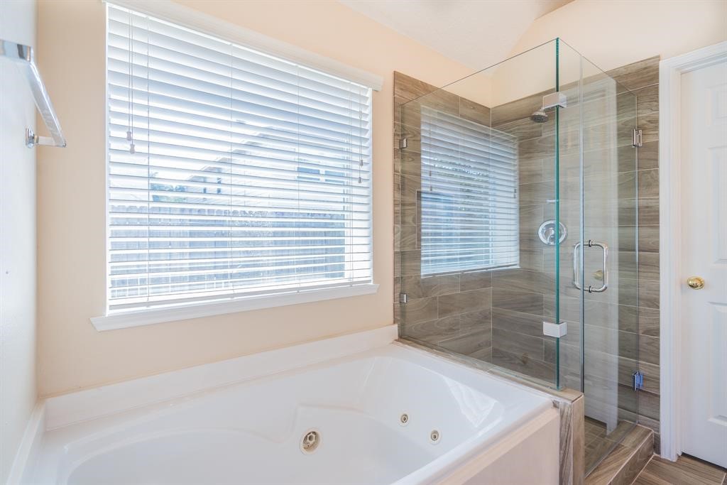 2227 Laurel River Bend Property Photo 10