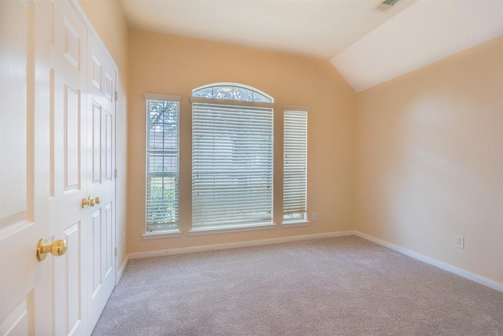 2227 Laurel River Bend Property Photo 12