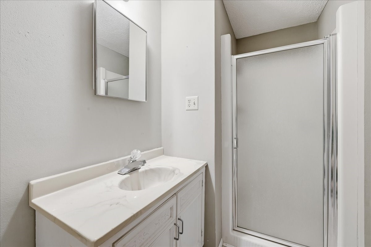 318 Harrison Street Property Photo 38