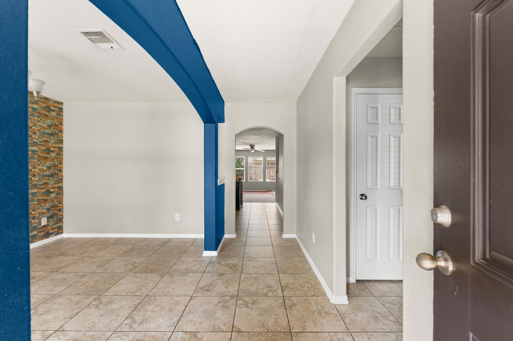 3327 Upland Spring Trace Property Photo 5