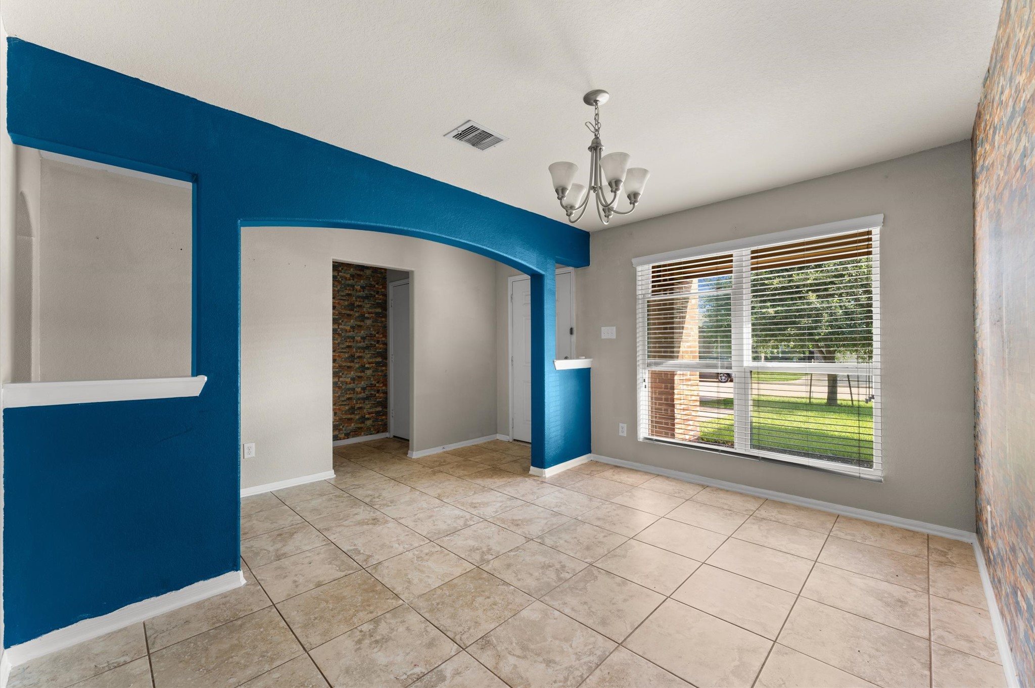 3327 Upland Spring Trace Property Photo 6