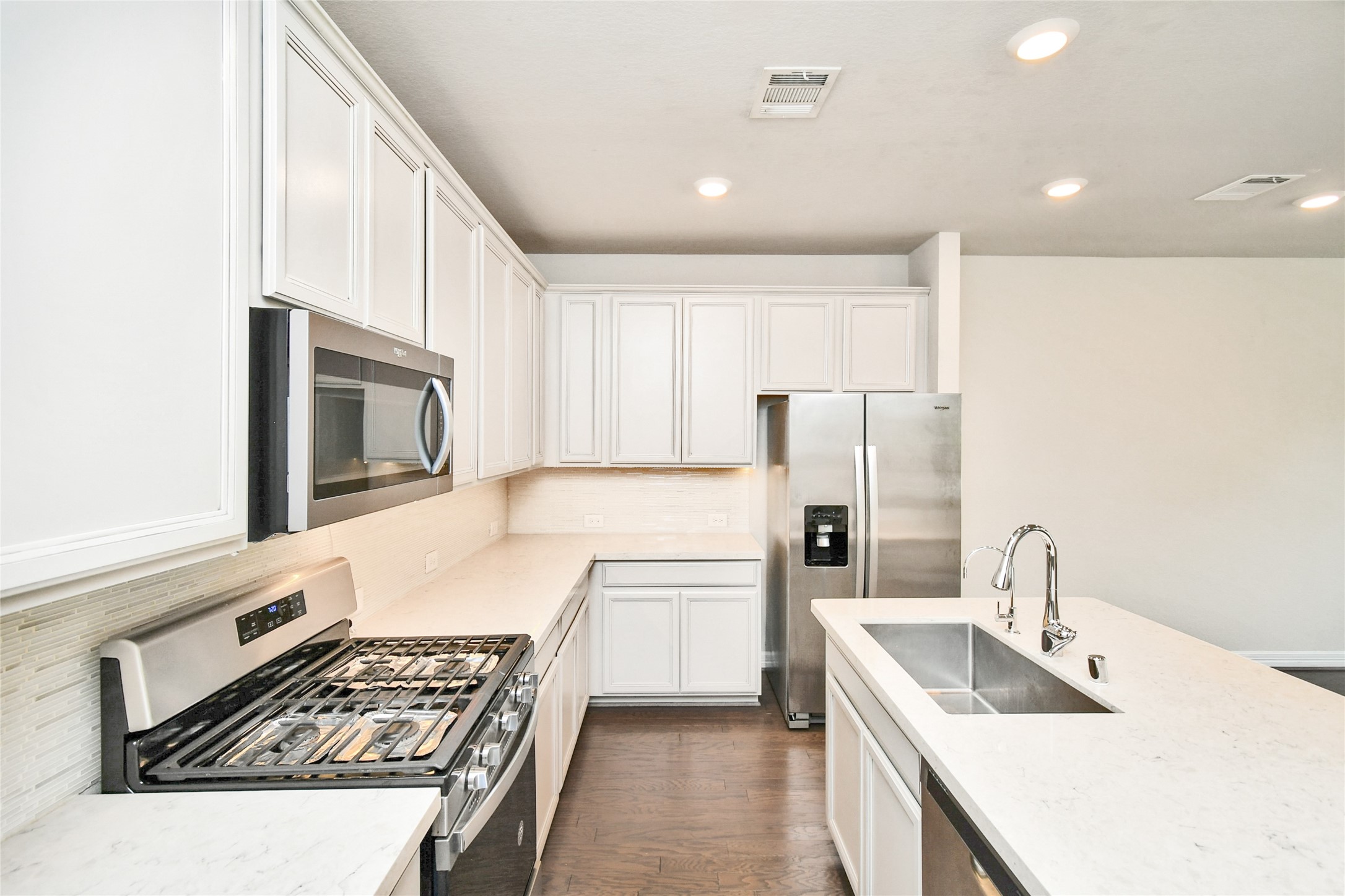 18225 Crystal Knoll Drive Property Photo 6
