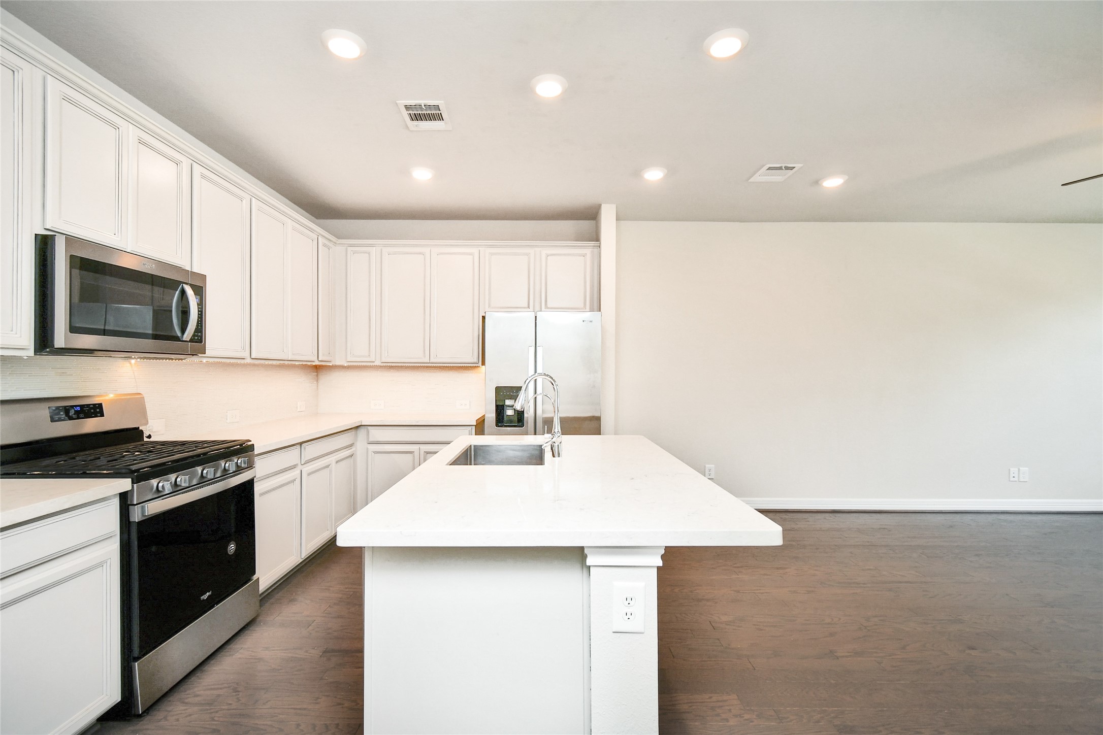 18225 Crystal Knoll Drive Property Photo 7