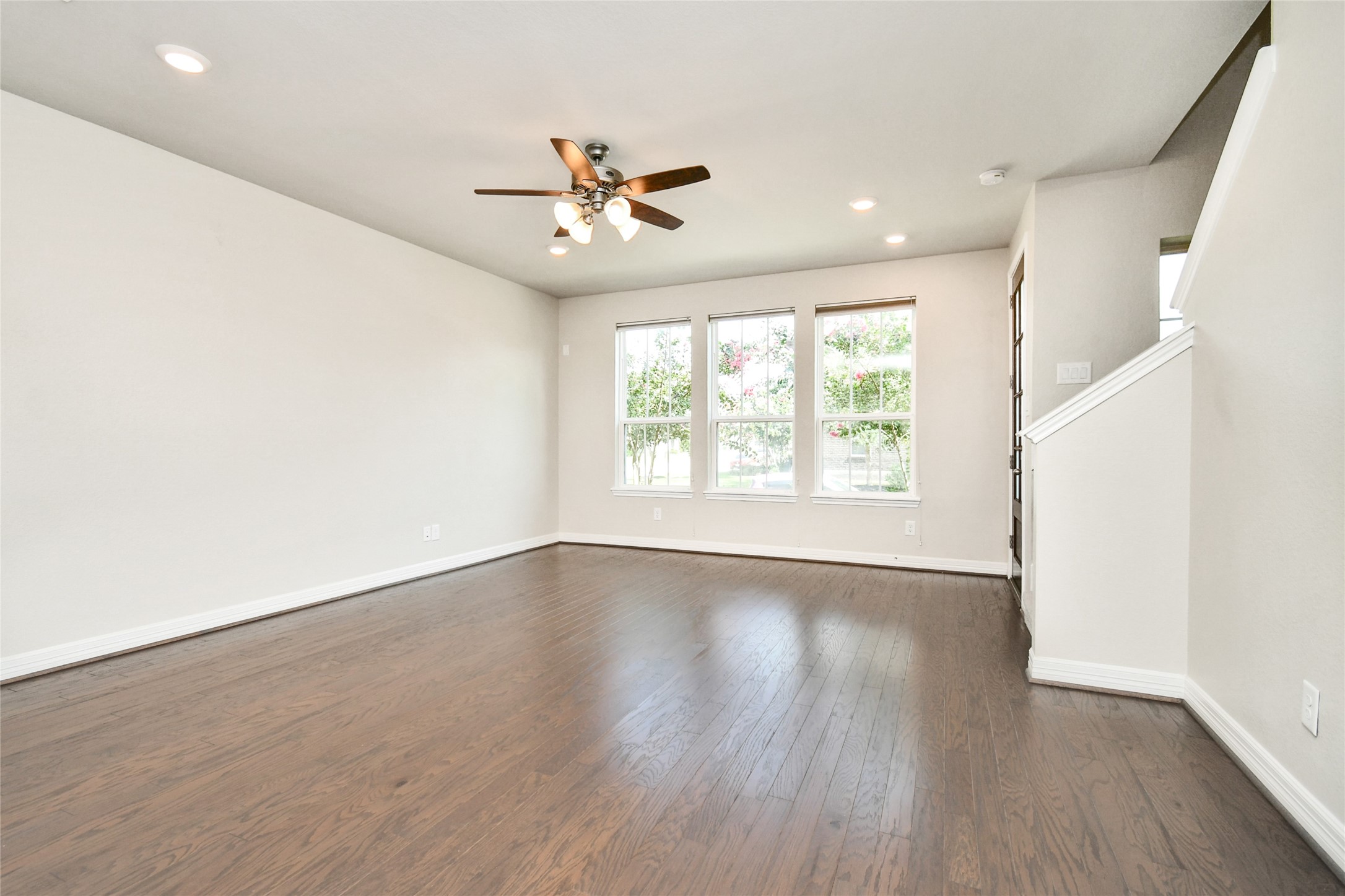 18225 Crystal Knoll Drive Property Photo 10