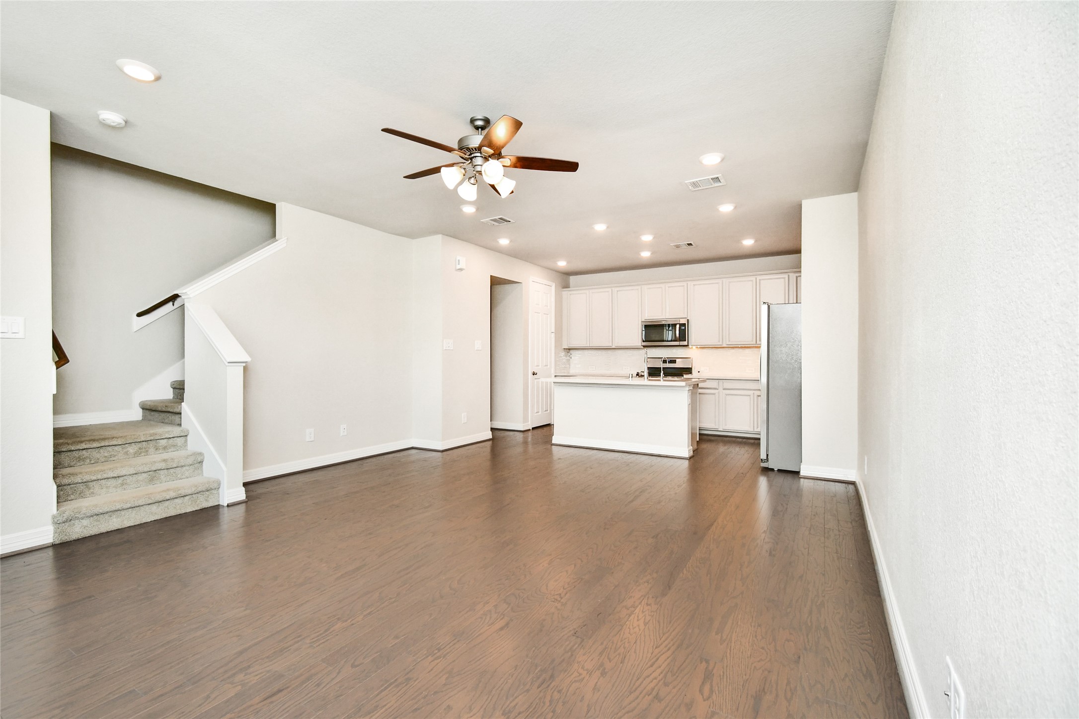 18225 Crystal Knoll Drive Property Photo 12