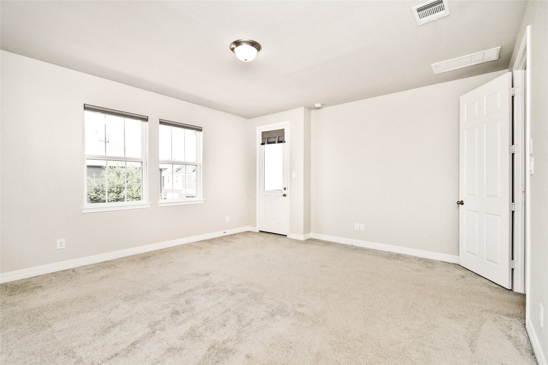 18225 Crystal Knoll Drive Property Photo 14