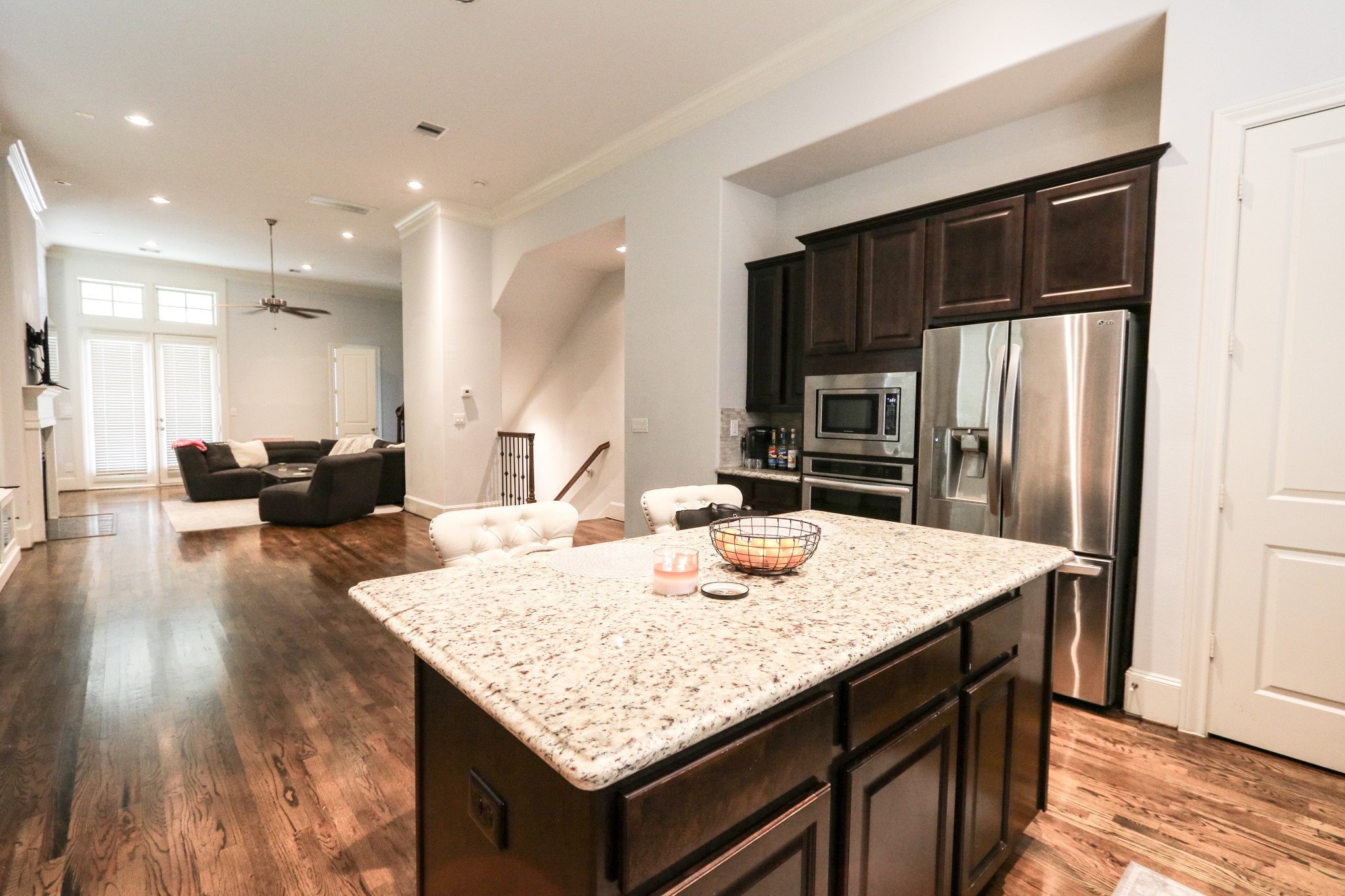 2037 Fannin Station N Property Photo 16