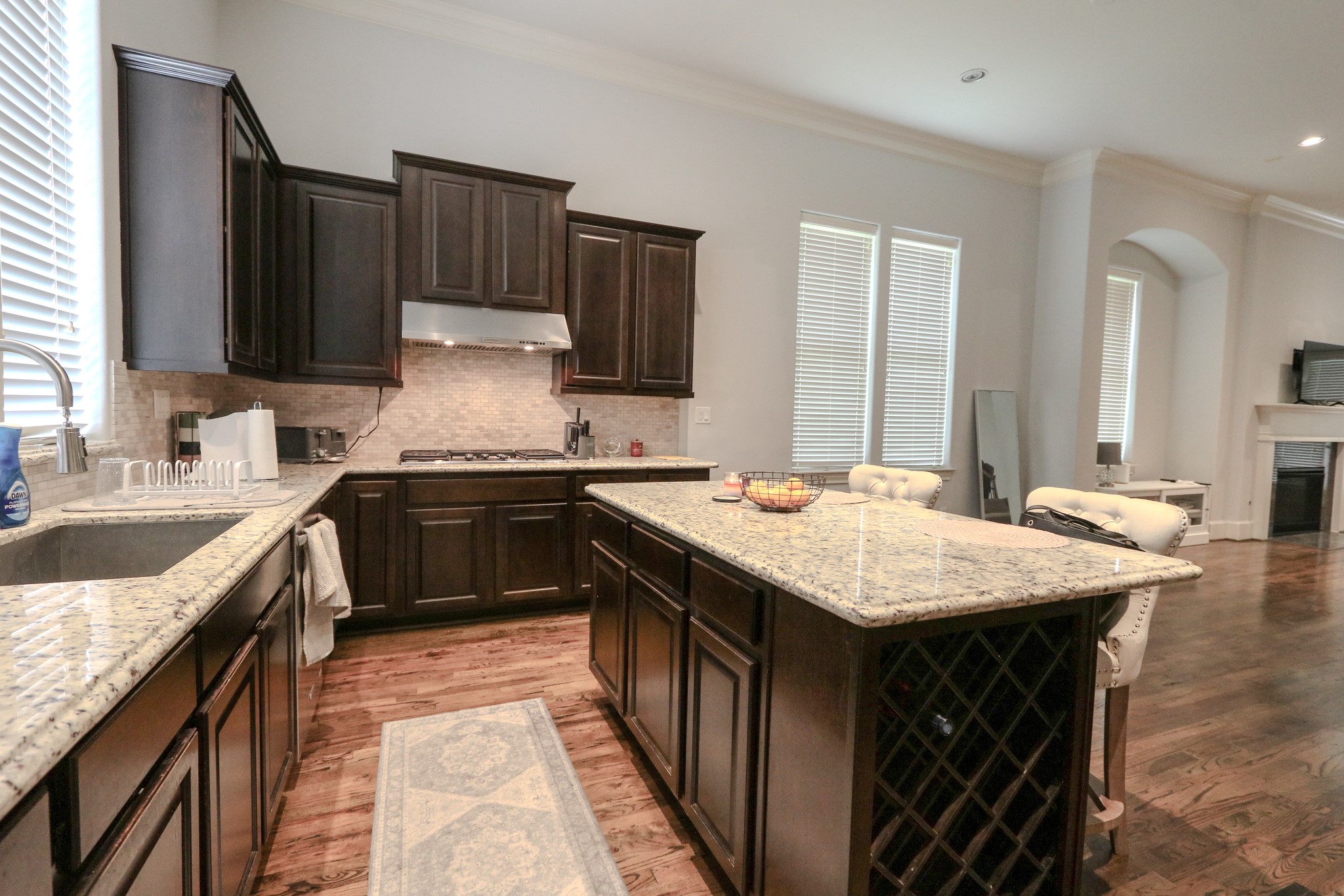 2037 Fannin Station N Property Photo 17