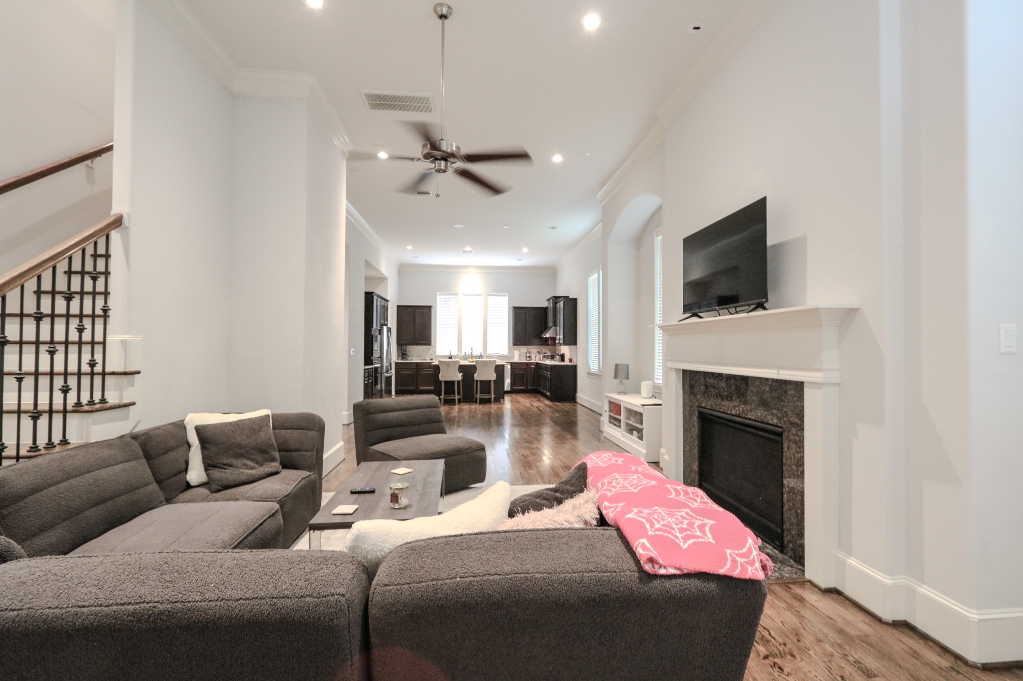 2037 Fannin Station N Property Photo 18