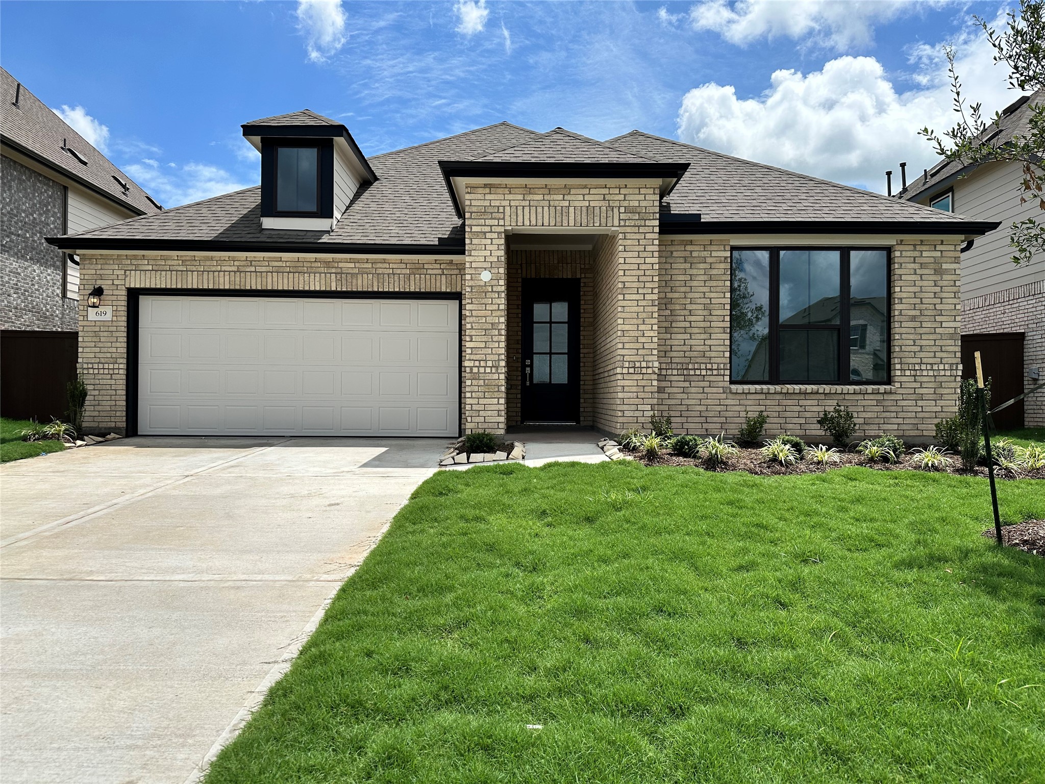 619 Beauty Berry Way Property Photo 1