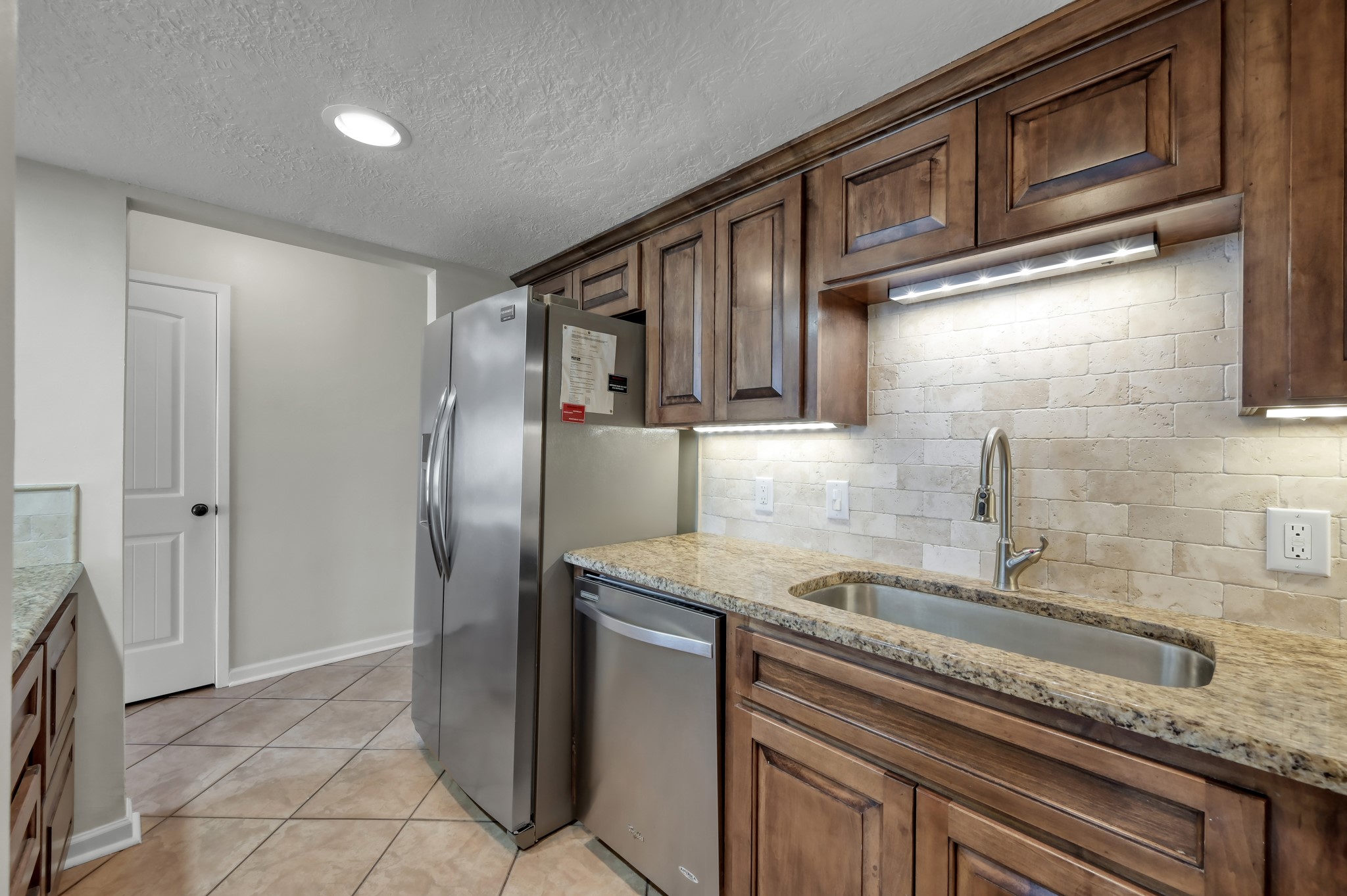 33 Regency Point Property Photo 8