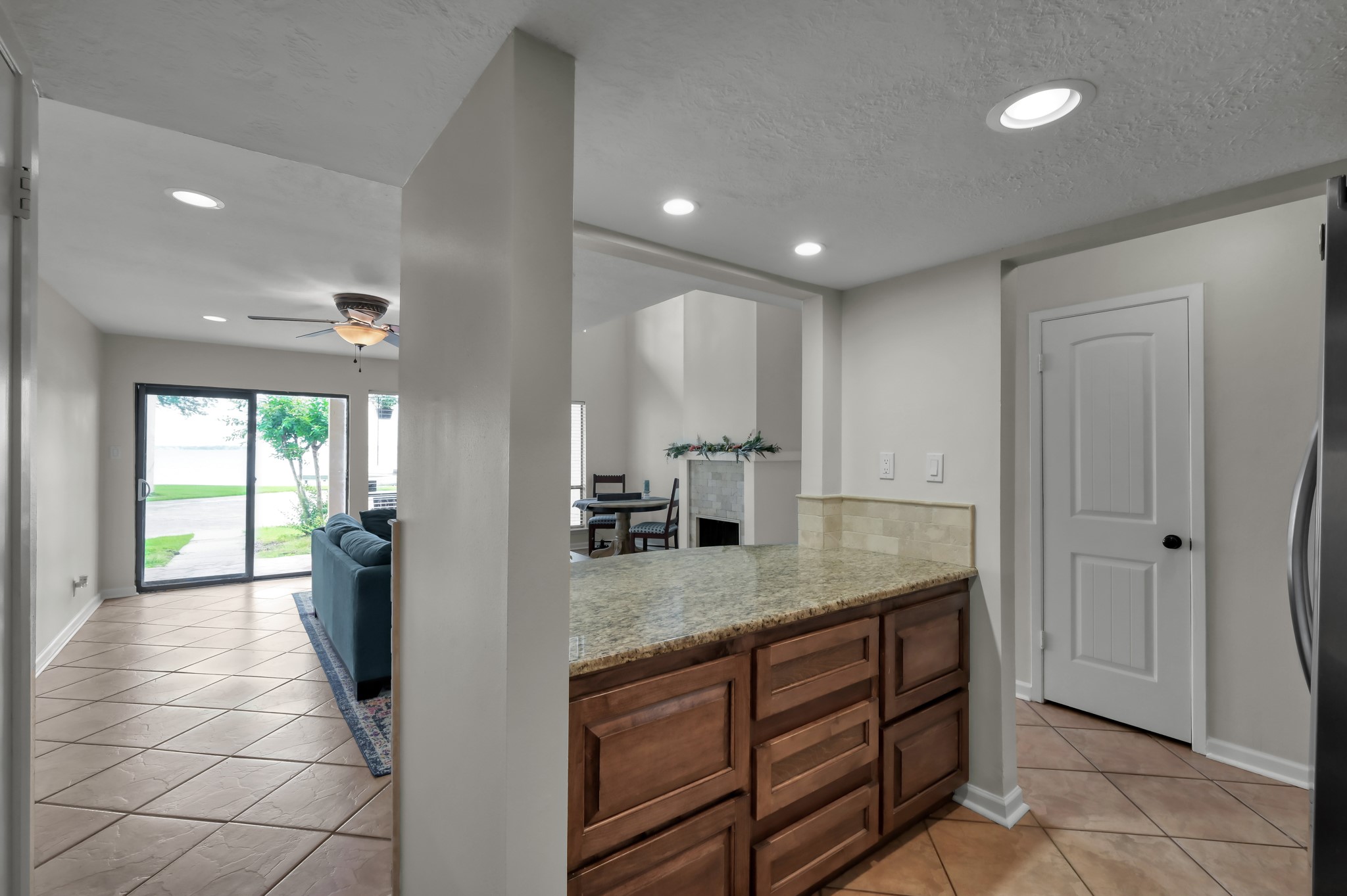 33 Regency Point Property Photo 9
