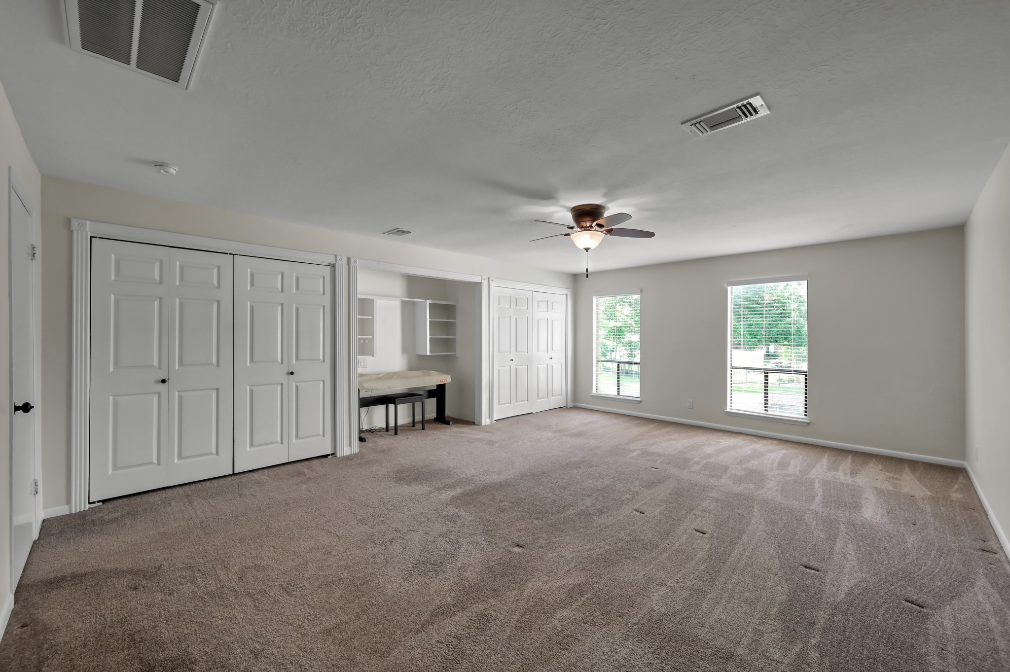 33 Regency Point Property Photo 28