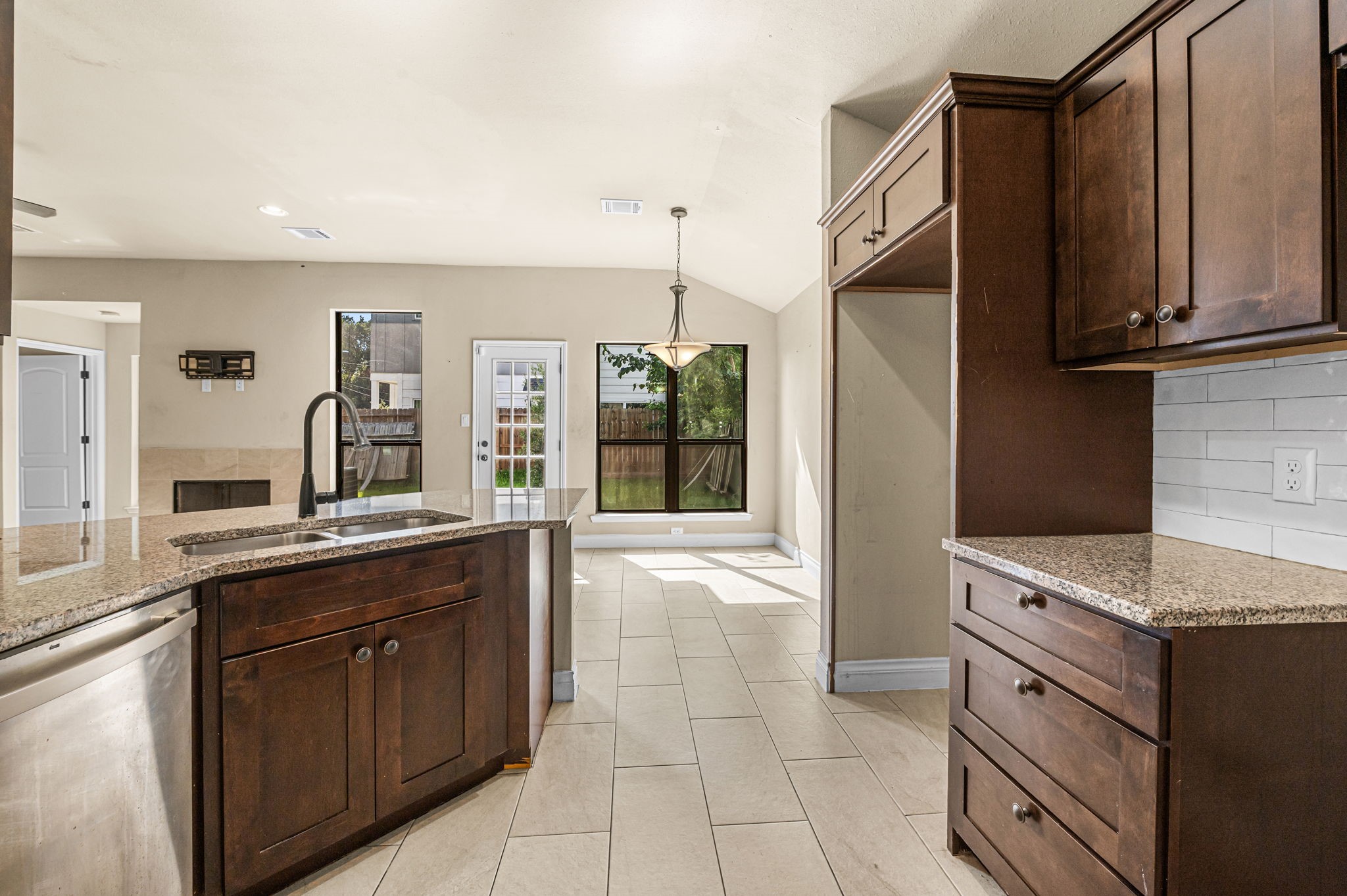6838 Foster Street Property Photo 10