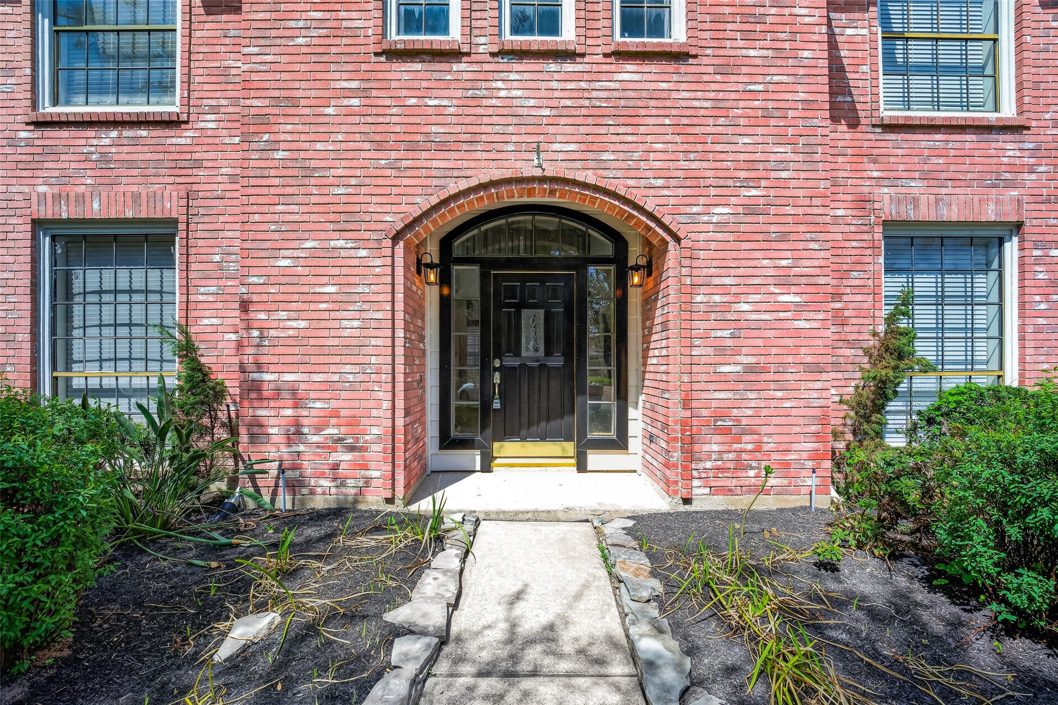 14603 Dawn Vale Drive Property Photo 6