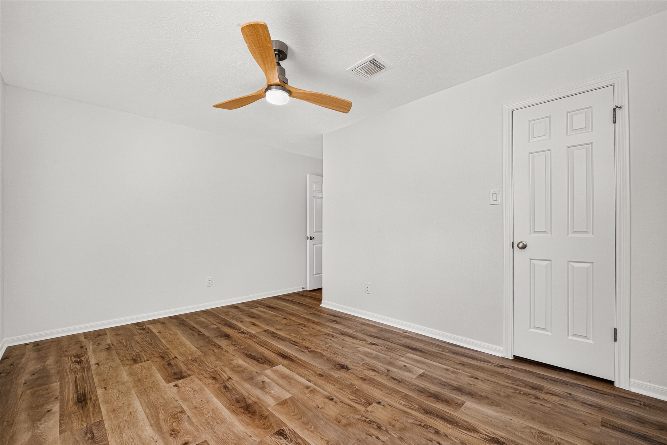 14603 Dawn Vale Drive Property Photo 29