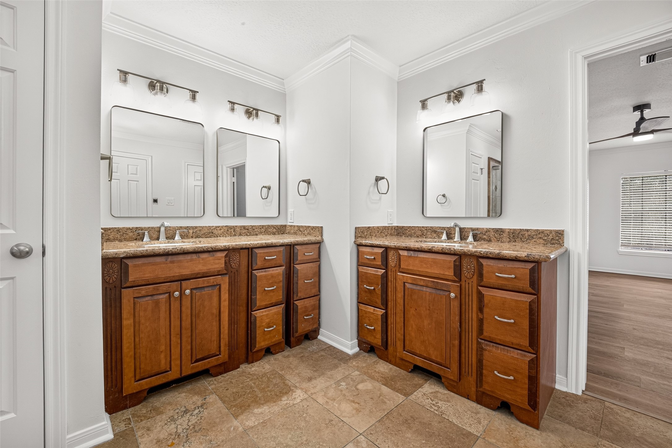 14603 Dawn Vale Drive Property Photo 38