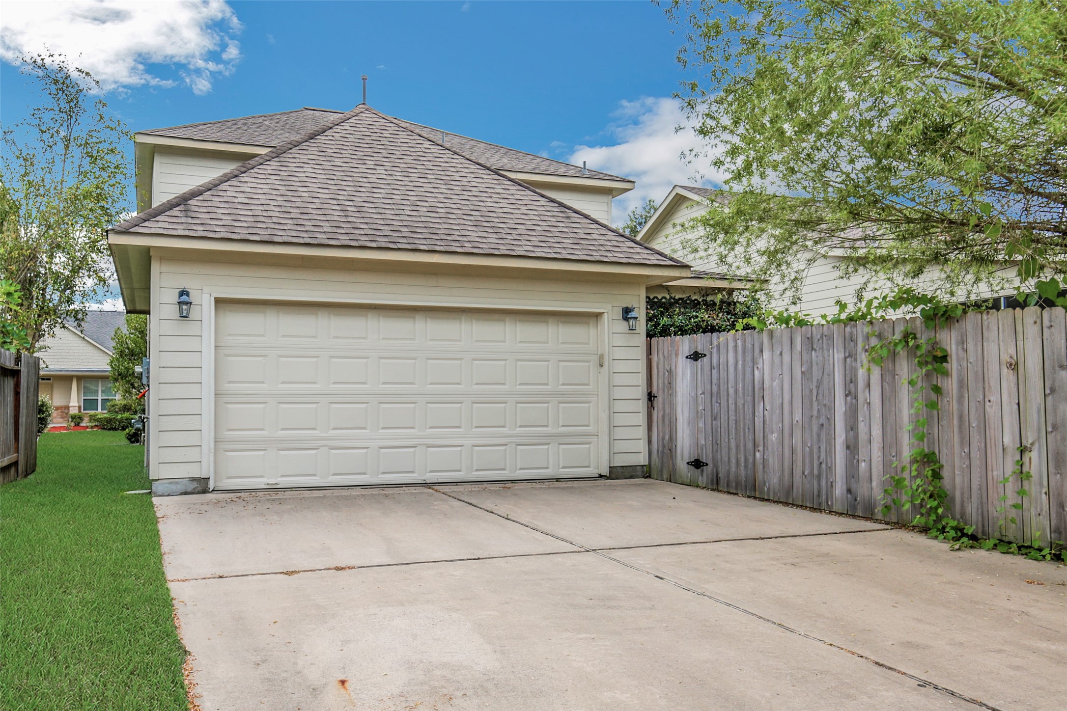 17247 Mitchell Pass Lane Property Photo 22