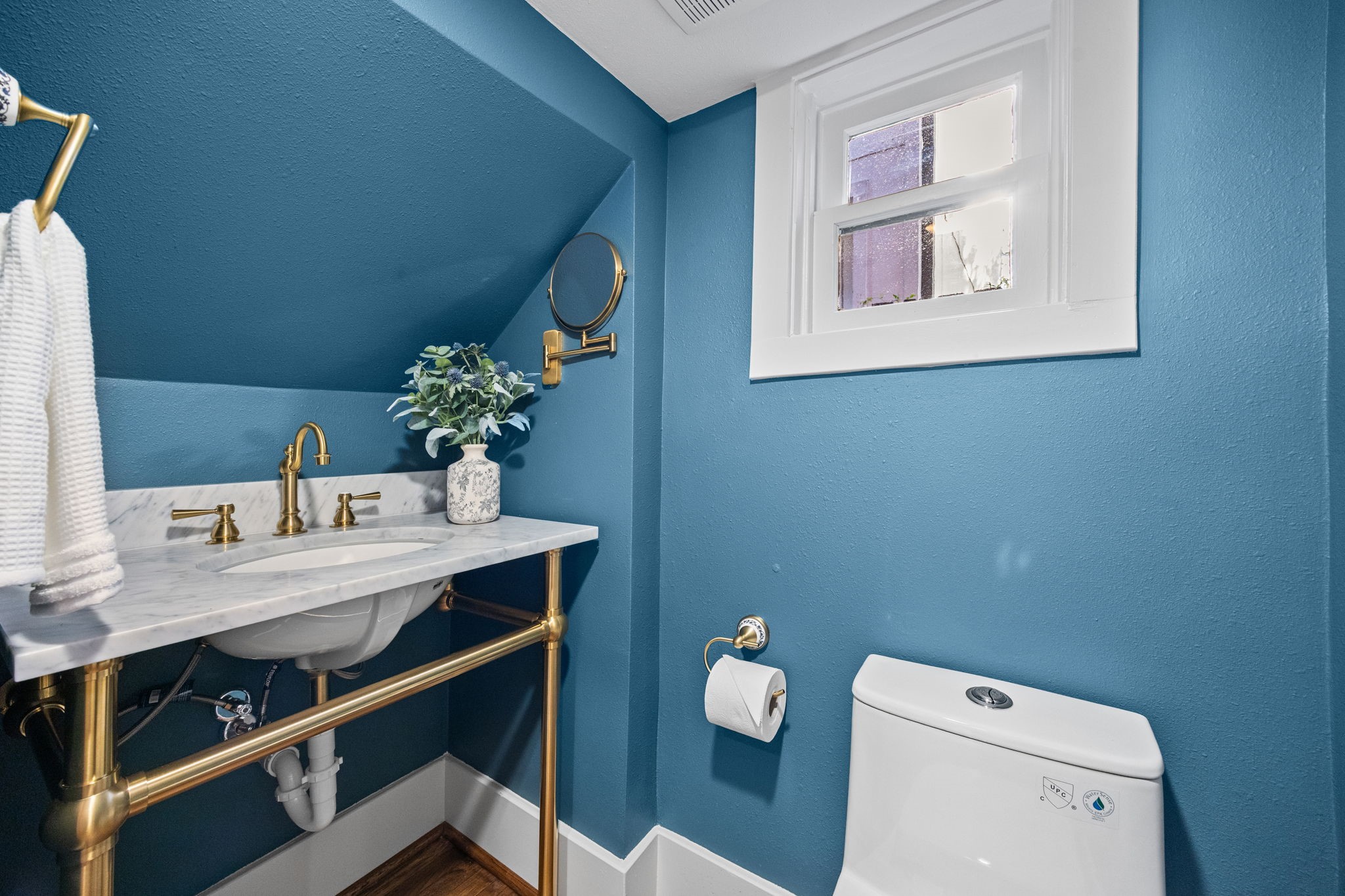 610 Hyde Park Boulevard Property Photo 14