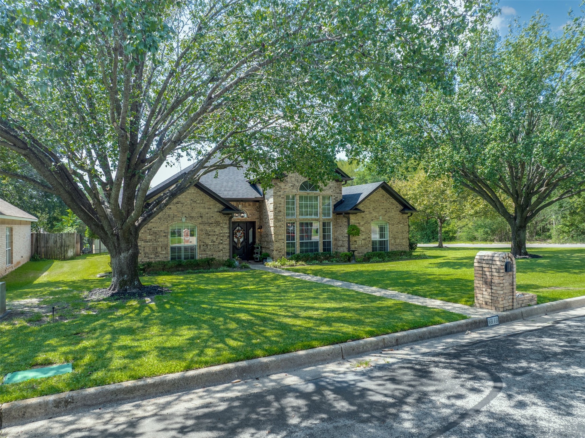1318 Spring Branch Drive Property Photo 4