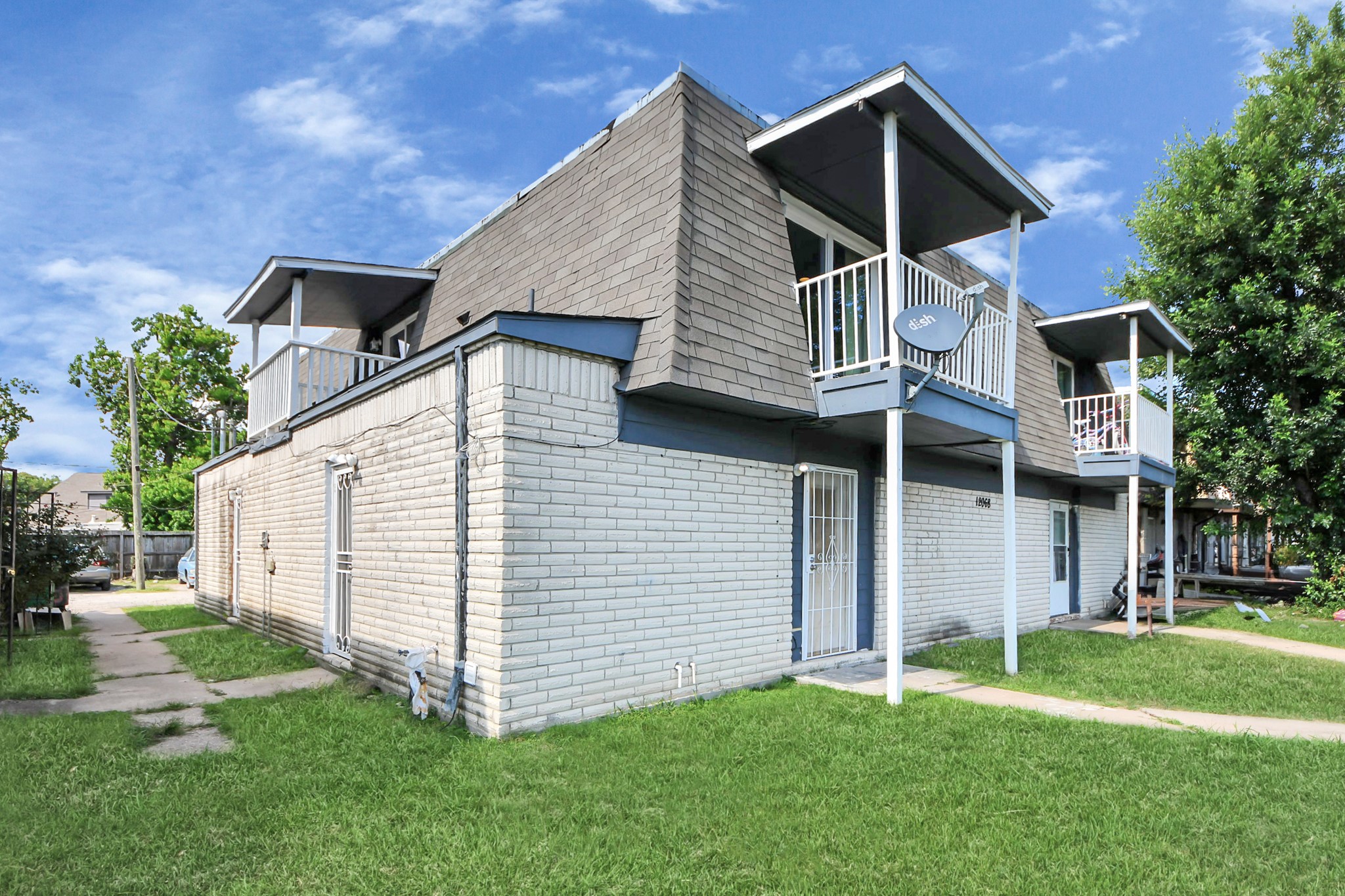 12068 Beechnut Street C Property Photo 7