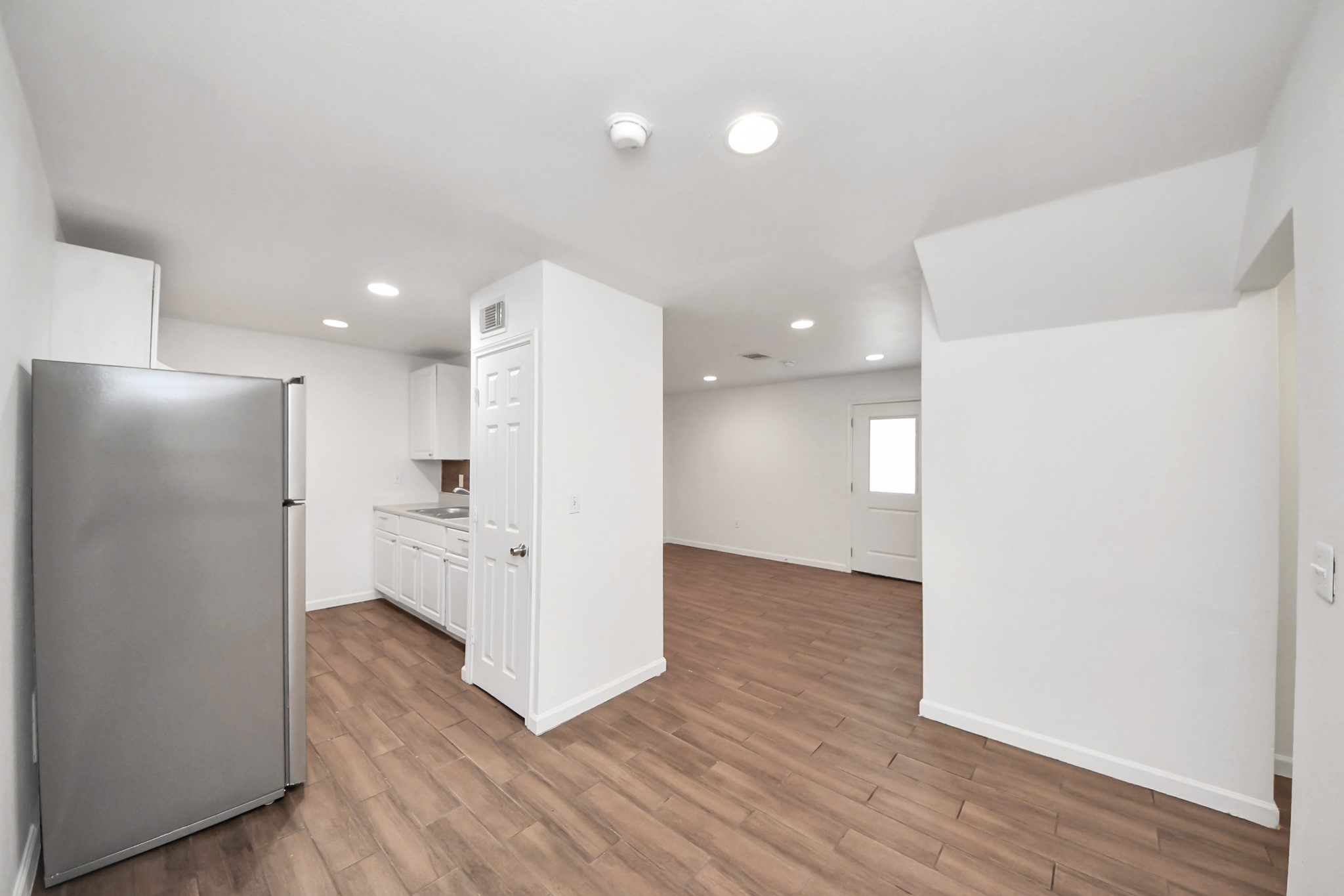 12068 Beechnut Street C Property Photo 15