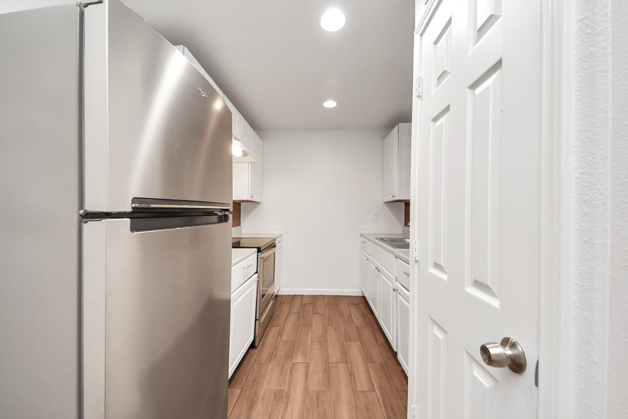 12068 Beechnut Street C Property Photo 16