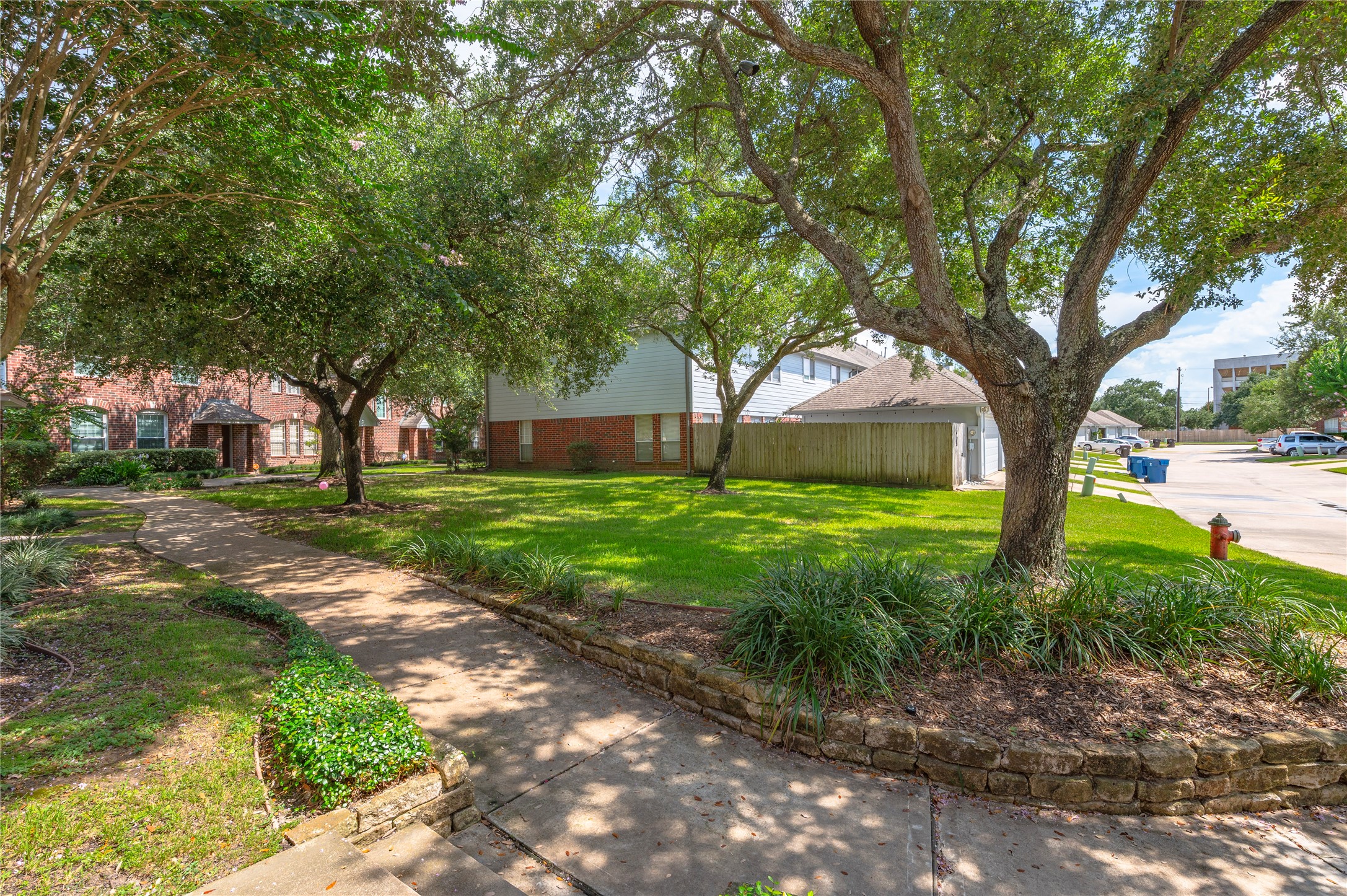 1289 El Camino Village Drive Property Photo 32