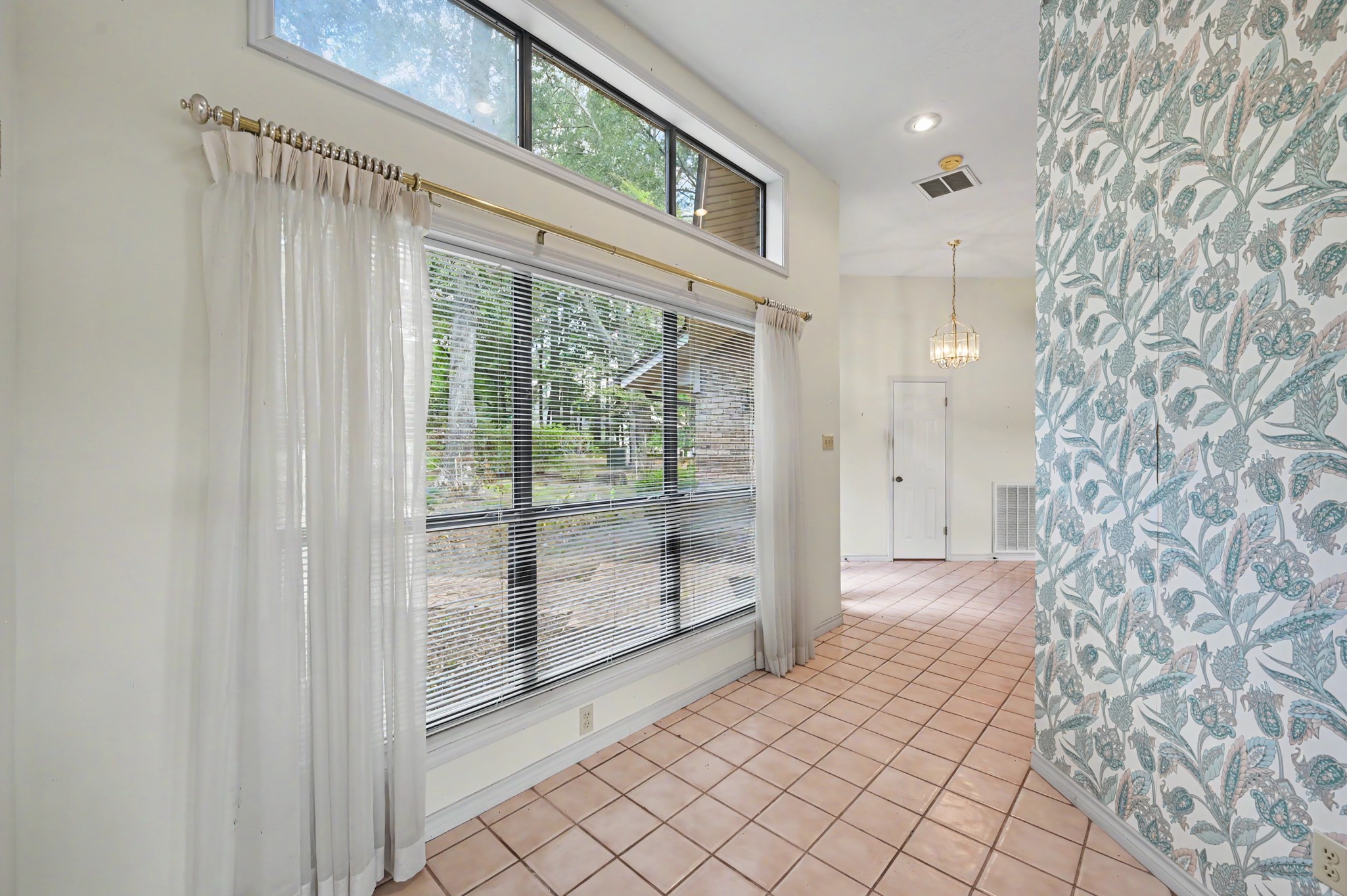 98 Glenheath Property Photo 17