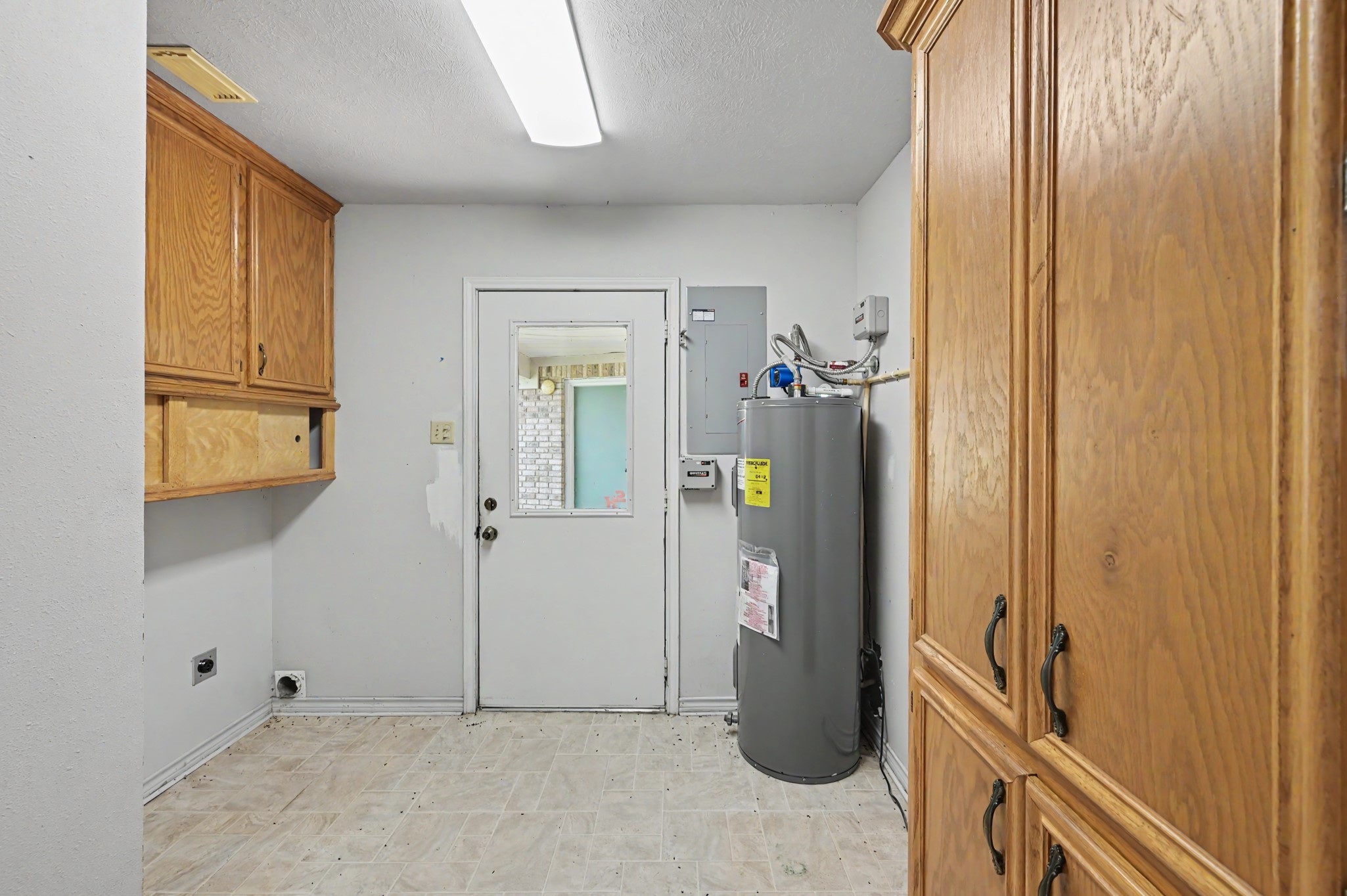 98 Glenheath Property Photo 31