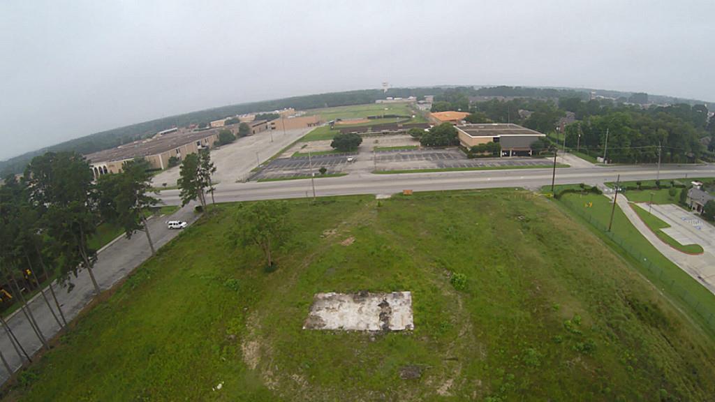 16614 Ella Boulevard Property Photo 4