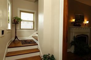1915 Cleburne Street 1 Property Photo 2
