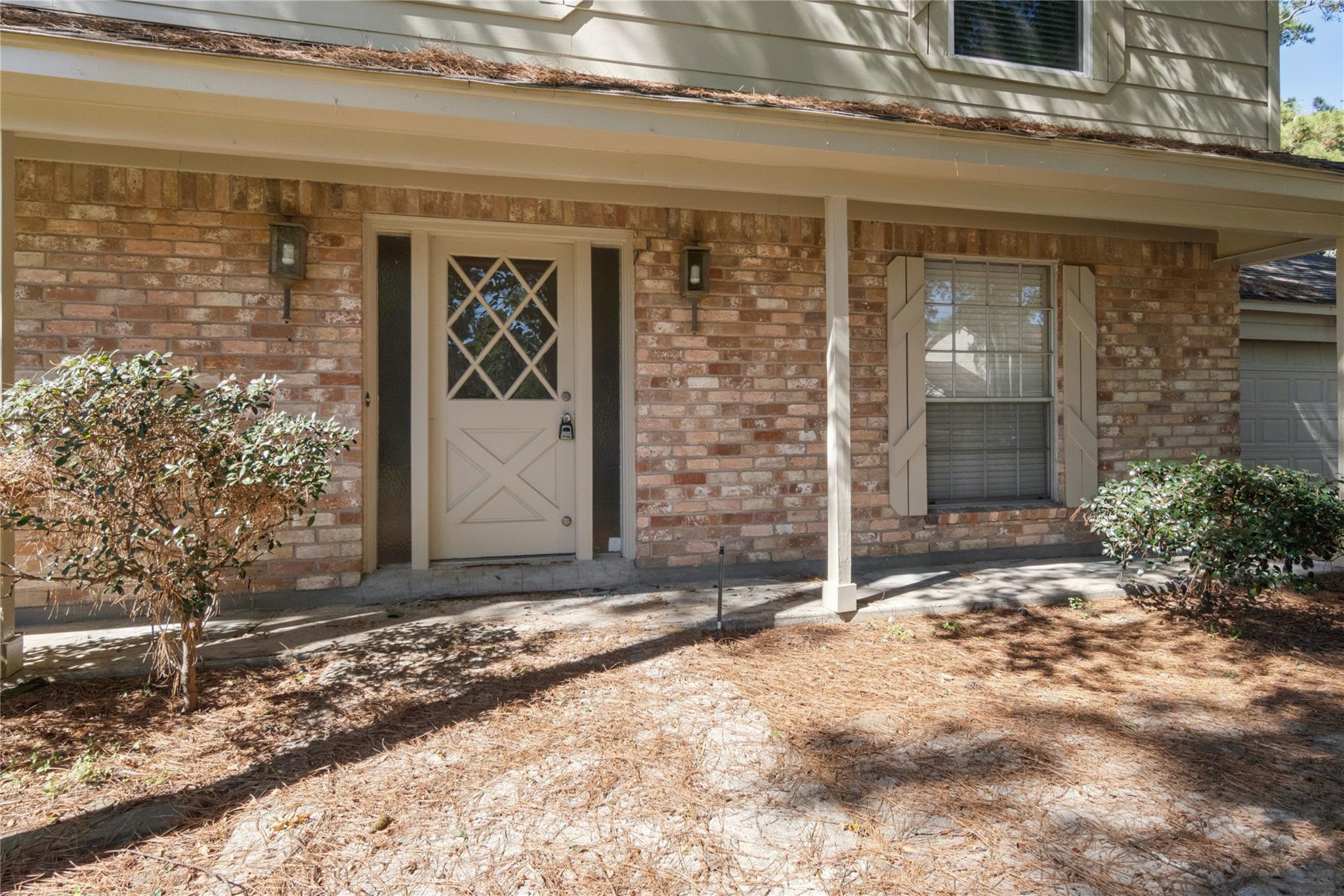 5310 Bryanhurst Lane Property Photo 3