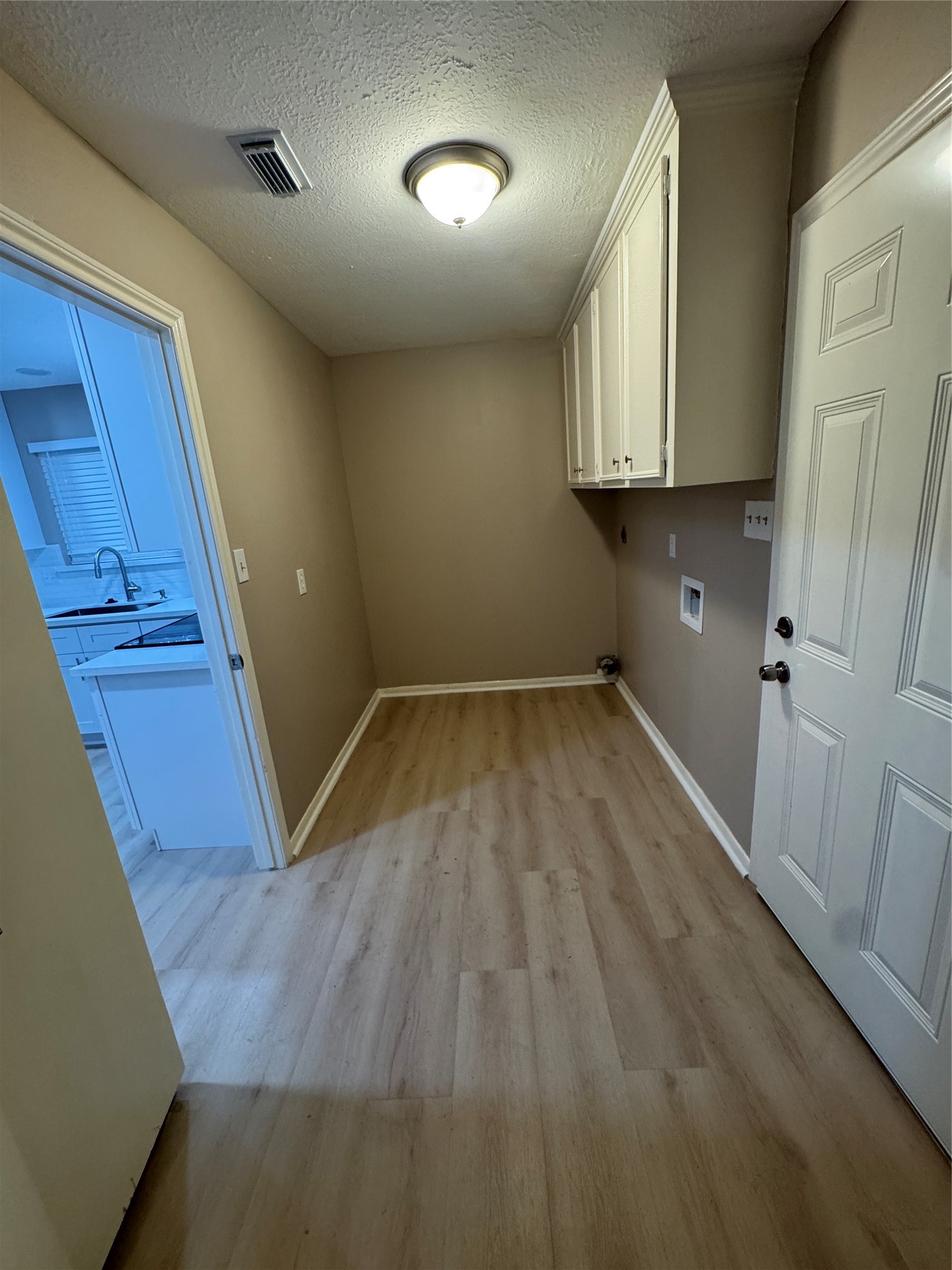 5310 Bryanhurst Lane Property Photo 26