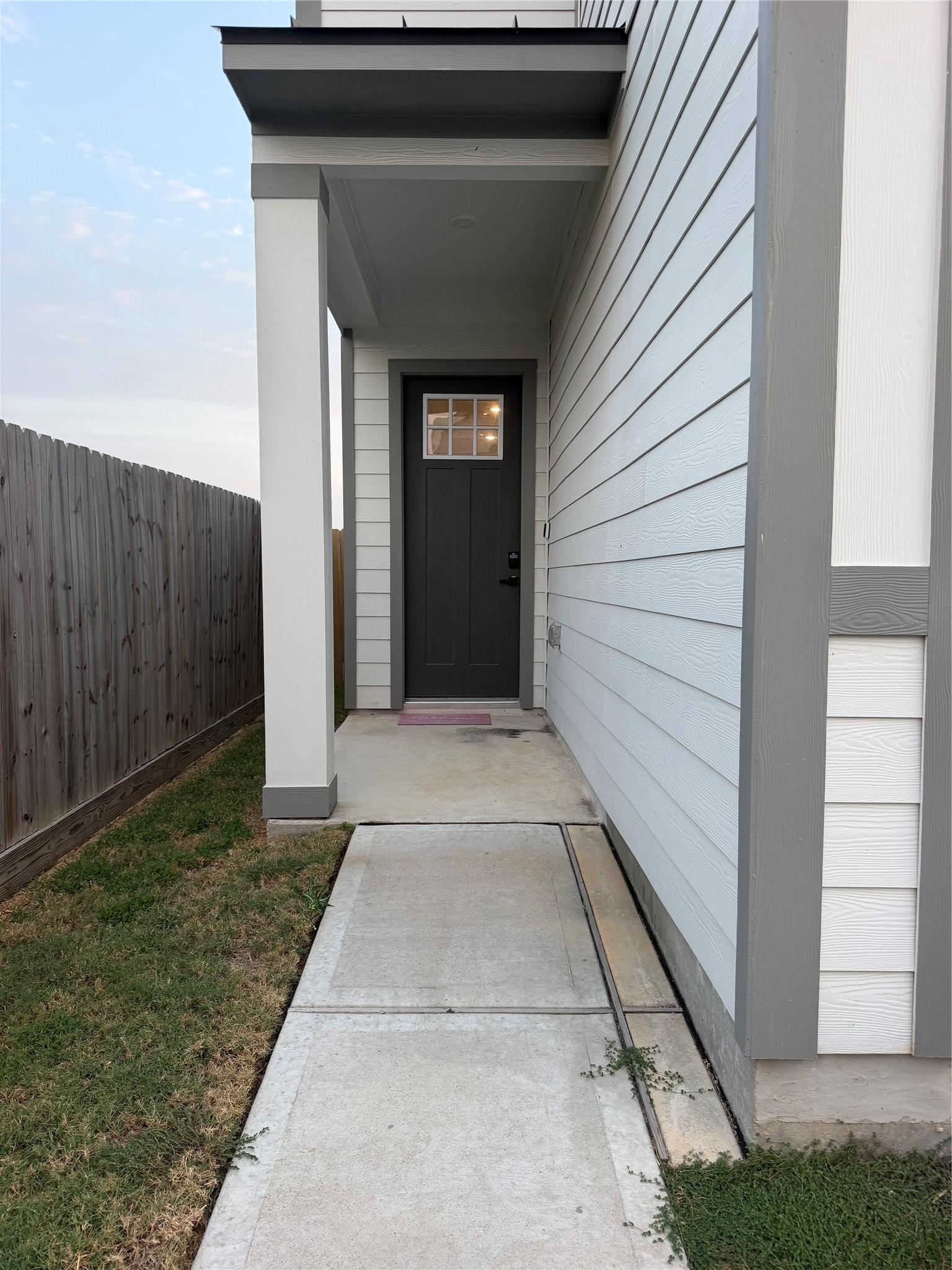 4026 San Andres Lane Property Photo 1