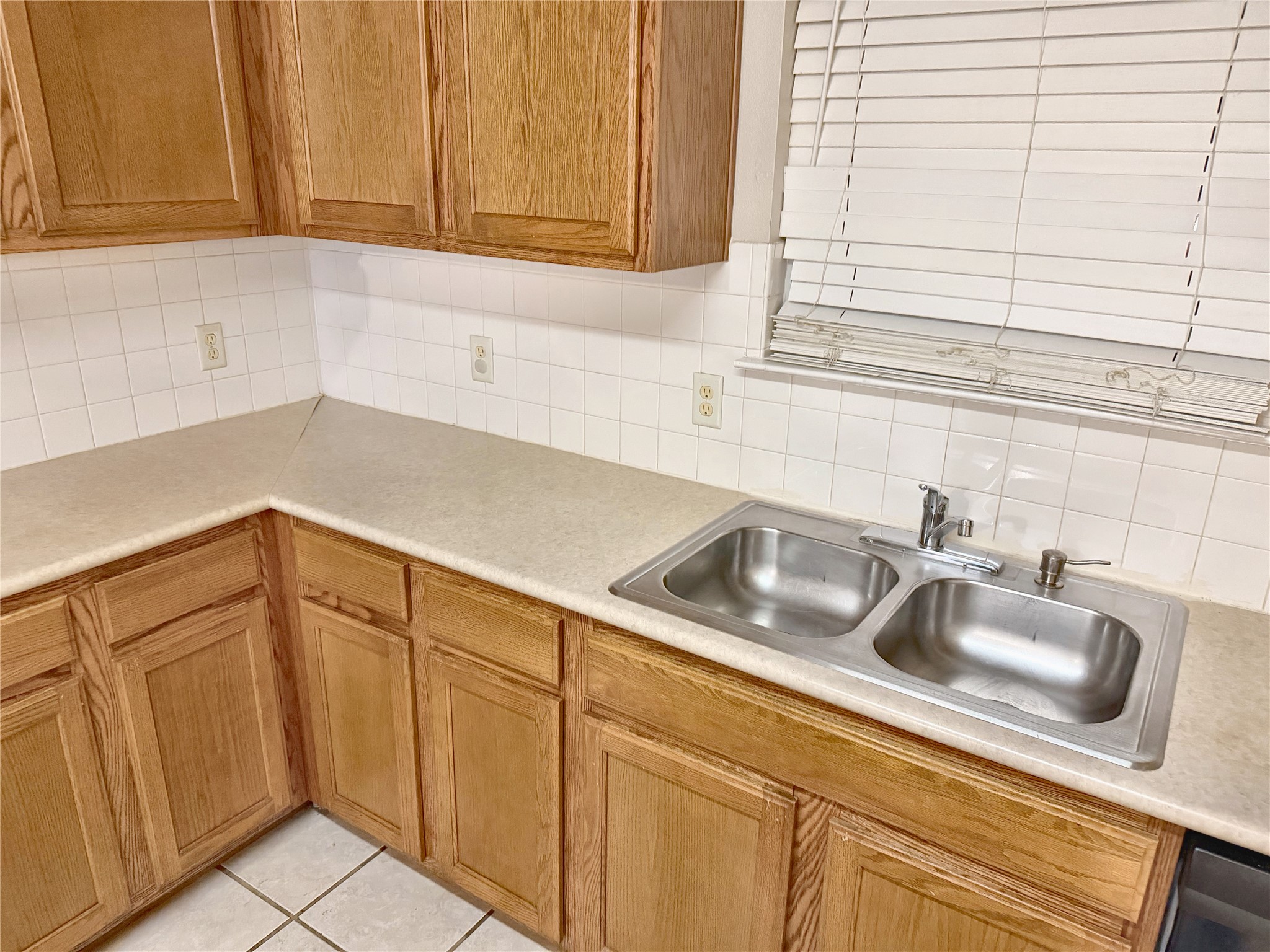 15125 Donna Jane Loop Property Photo 14