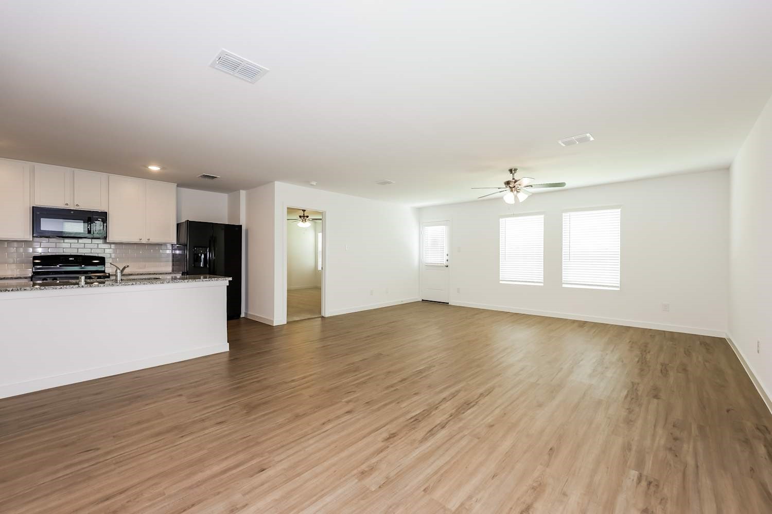 4901 Draper Ridge Drive Property Photo 5