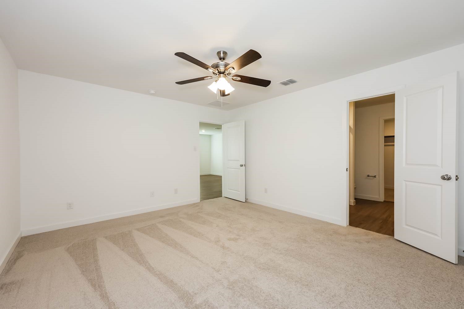 4901 Draper Ridge Drive Property Photo 12