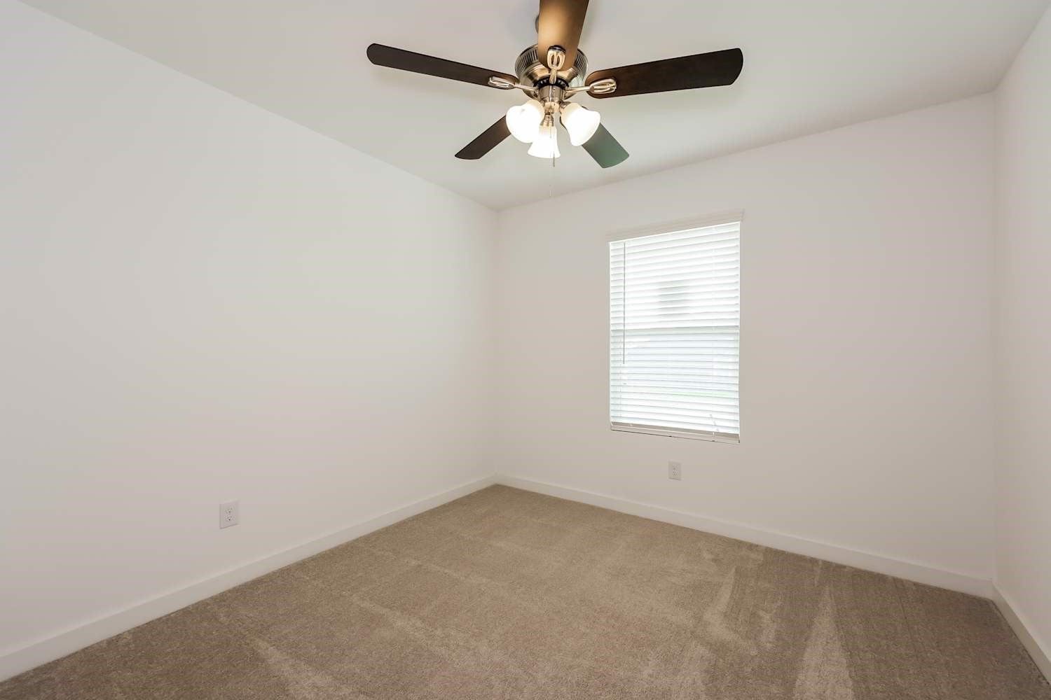 4901 Draper Ridge Drive Property Photo 15