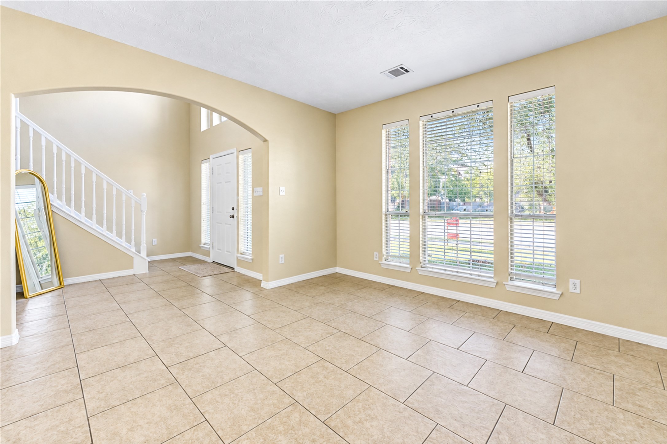 26031 Cypresswood Drive Property Photo 3