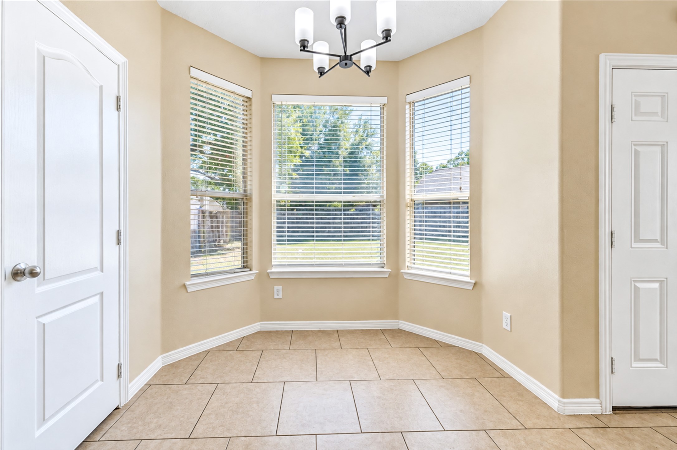 26031 Cypresswood Drive Property Photo 15