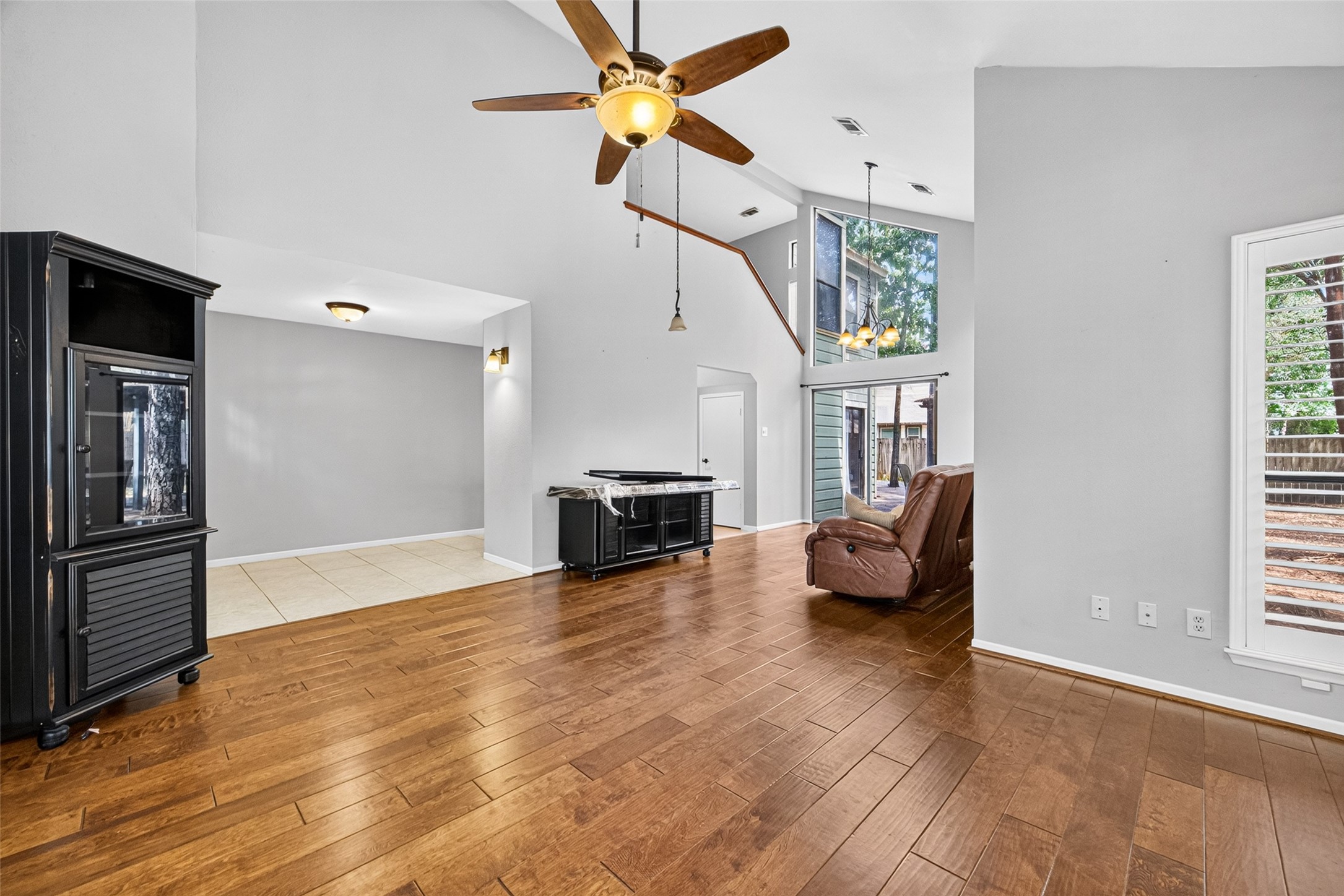 11 N Mossrock Road Property Photo 10