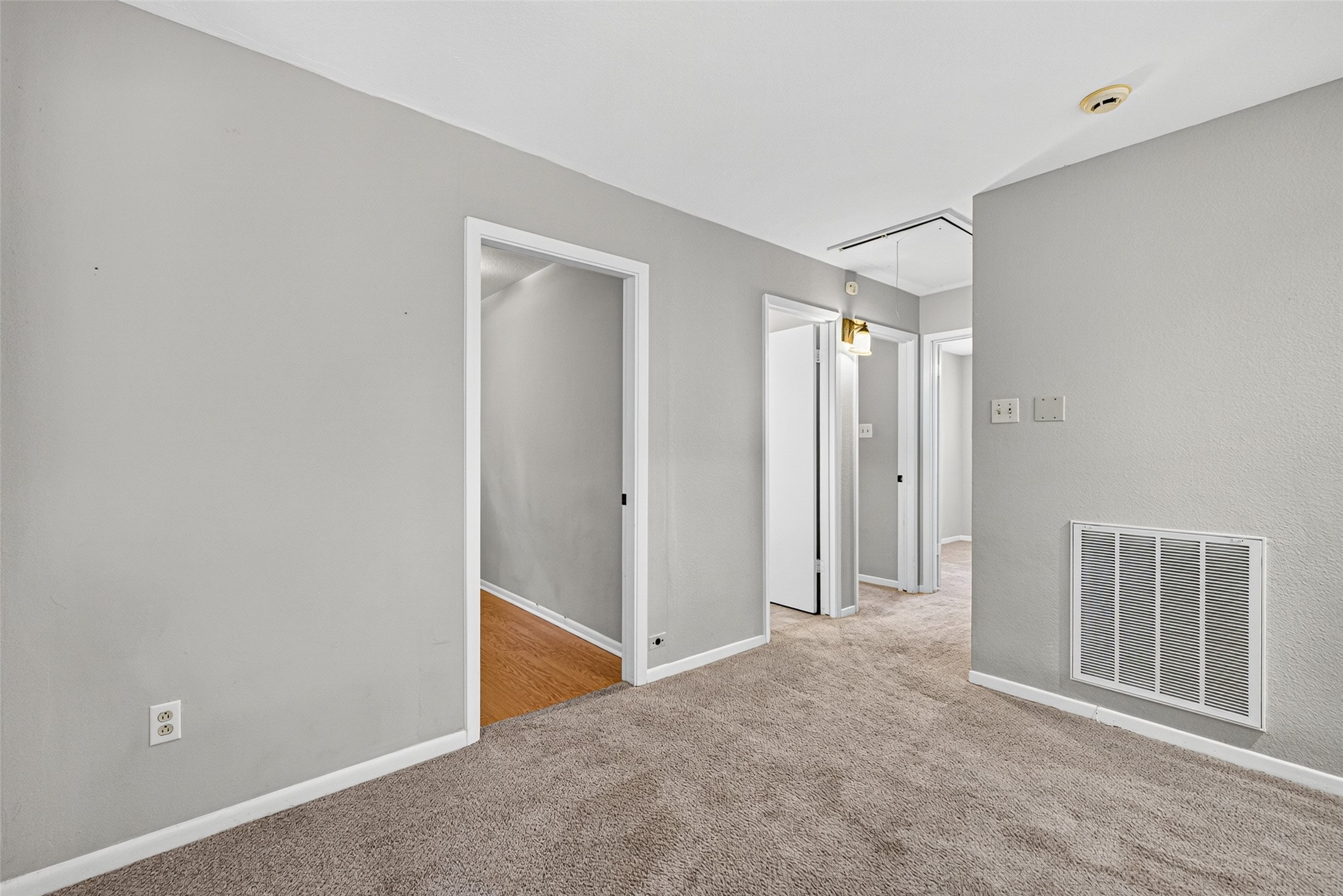11 N Mossrock Road Property Photo 25