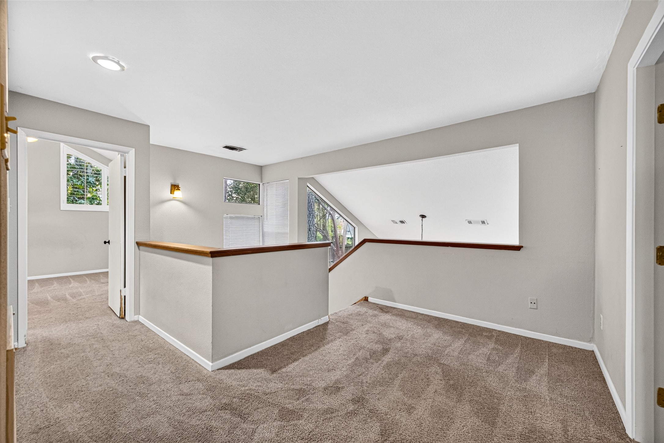 11 N Mossrock Road Property Photo 26