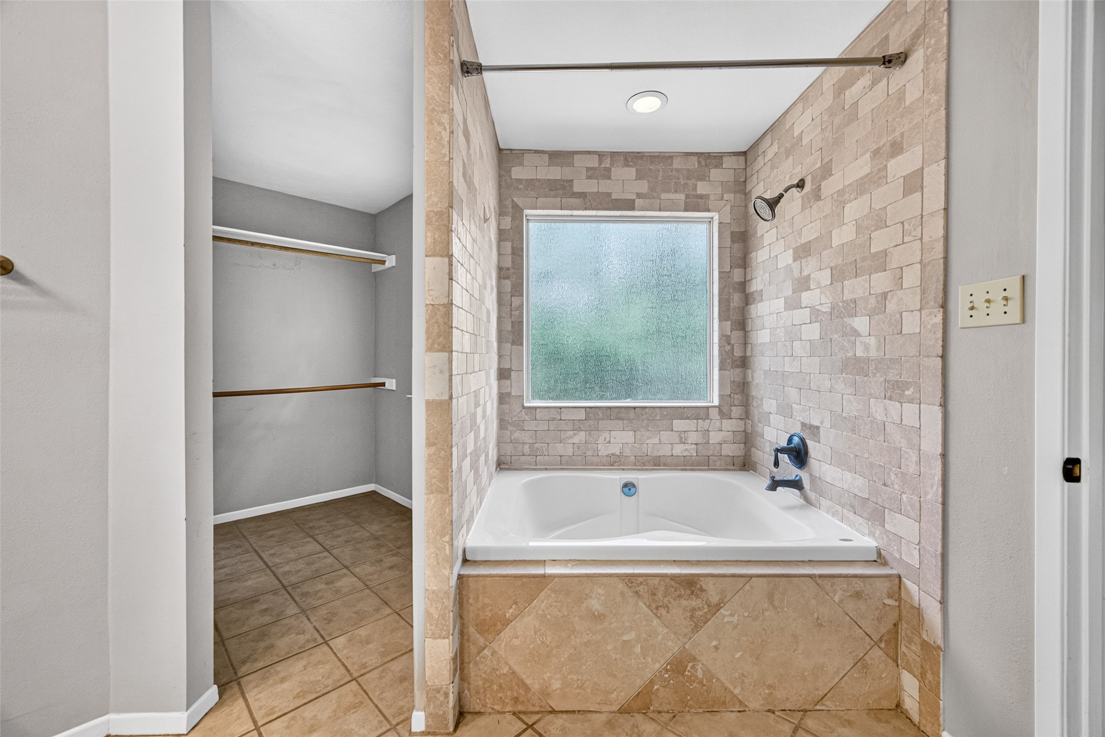 11 N Mossrock Road Property Photo 32