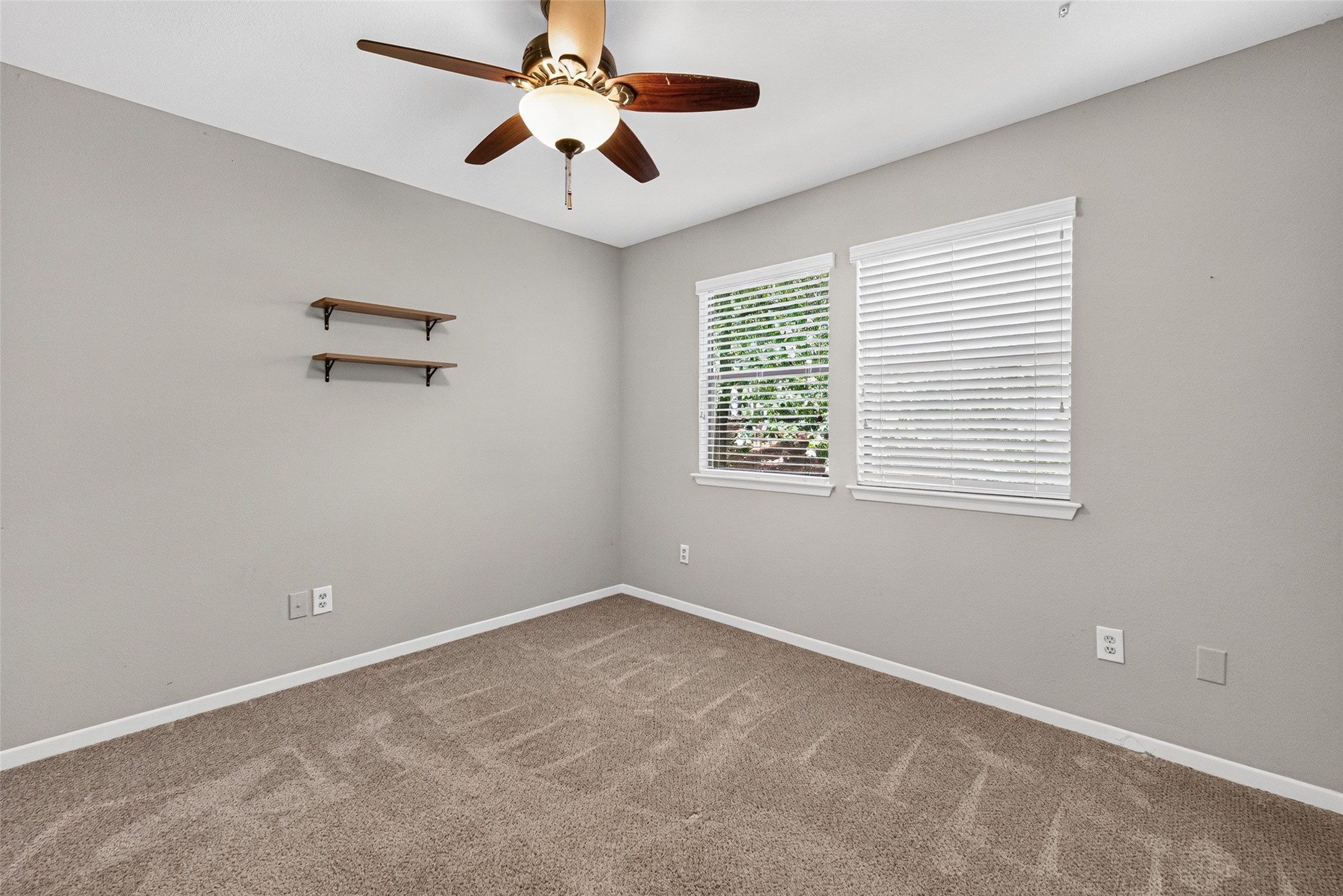 11 N Mossrock Road Property Photo 38